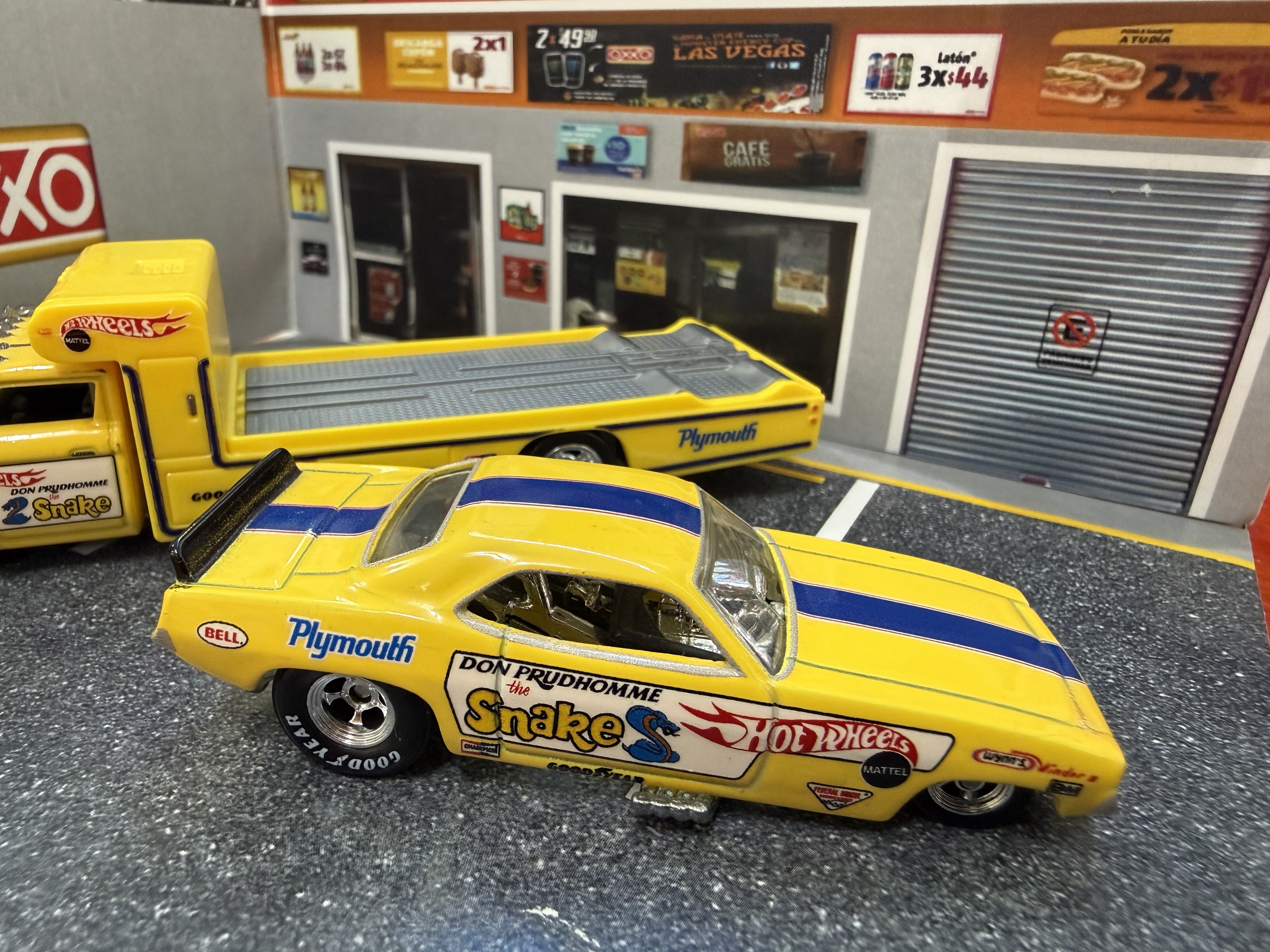 Coche modelo Plymouth Don Prudhomme Snake Hot Wheels