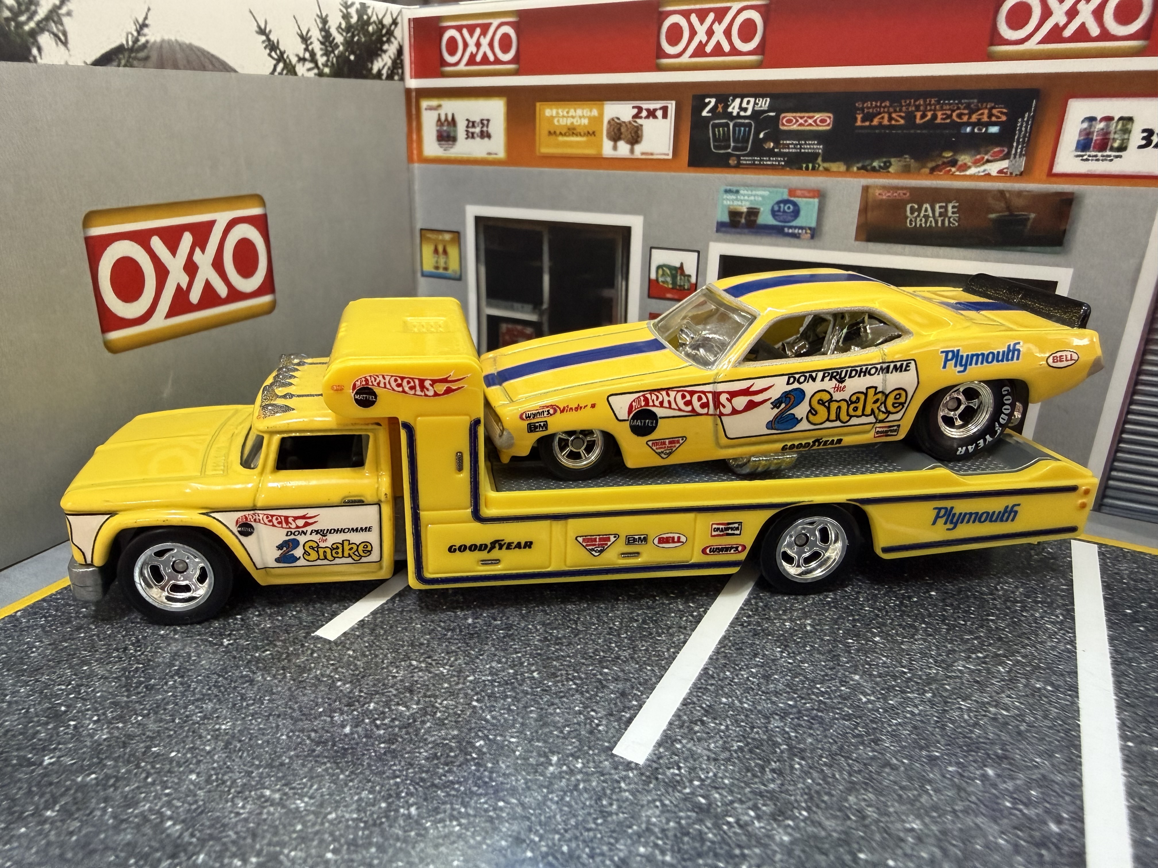 Coche modelo Plymouth Don Prudhomme Snake Hot Wheels