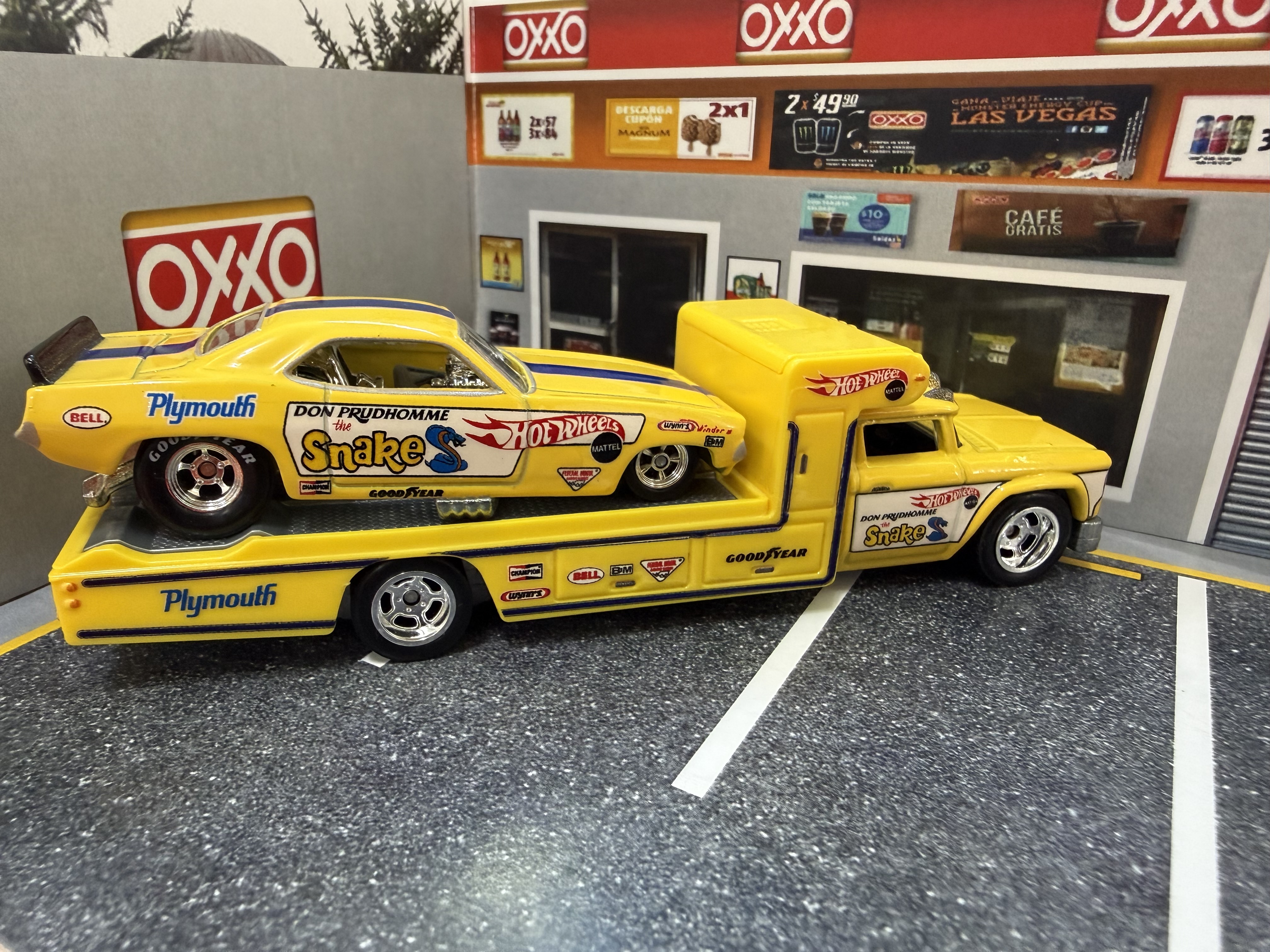 Coche modelo Plymouth Don Prudhomme Snake Hot Wheels