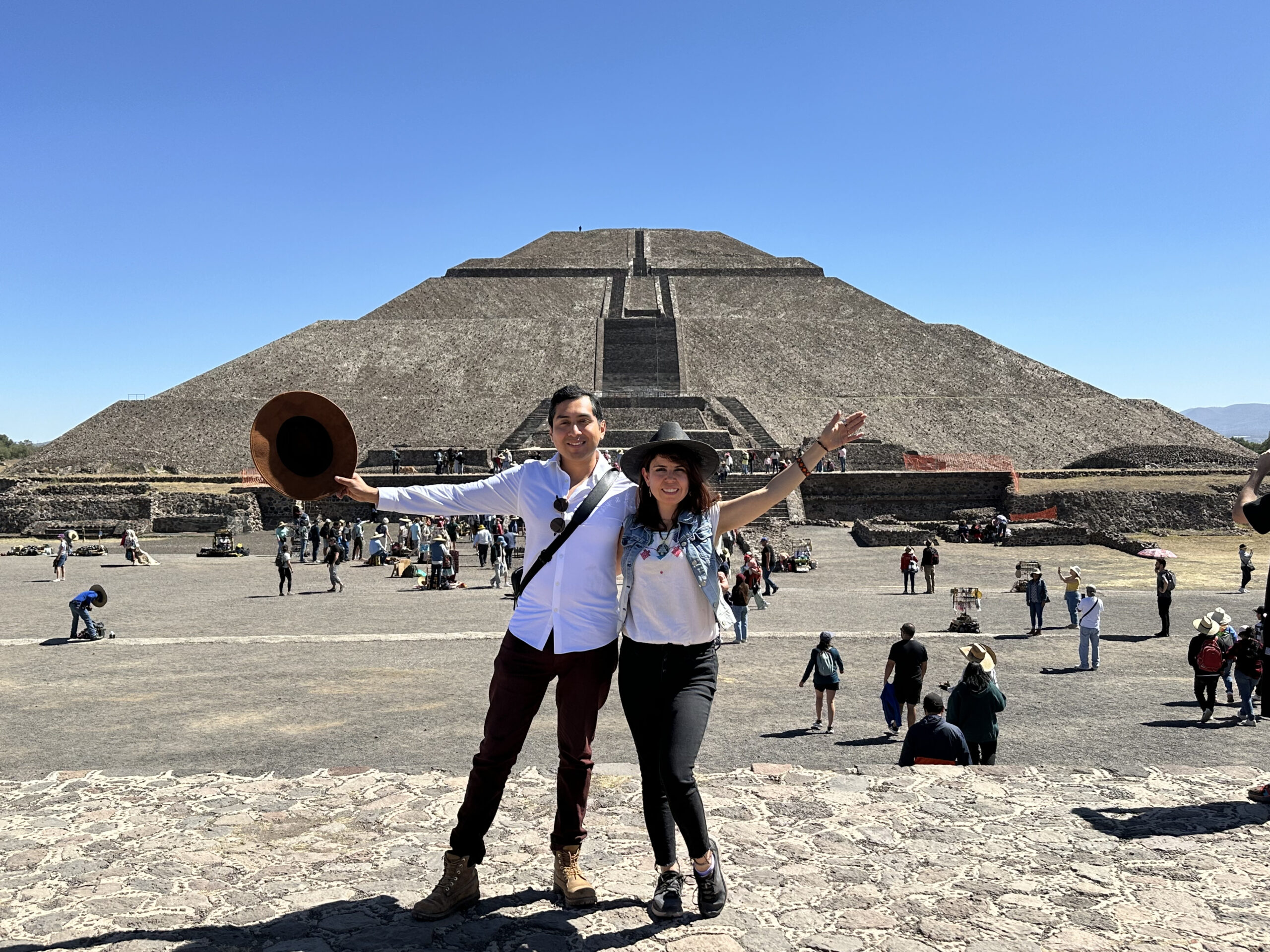 Teotihuacán: Ancestral Energy and Wisdom for 6 people