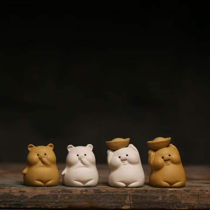 Cute Bear Figurines Set