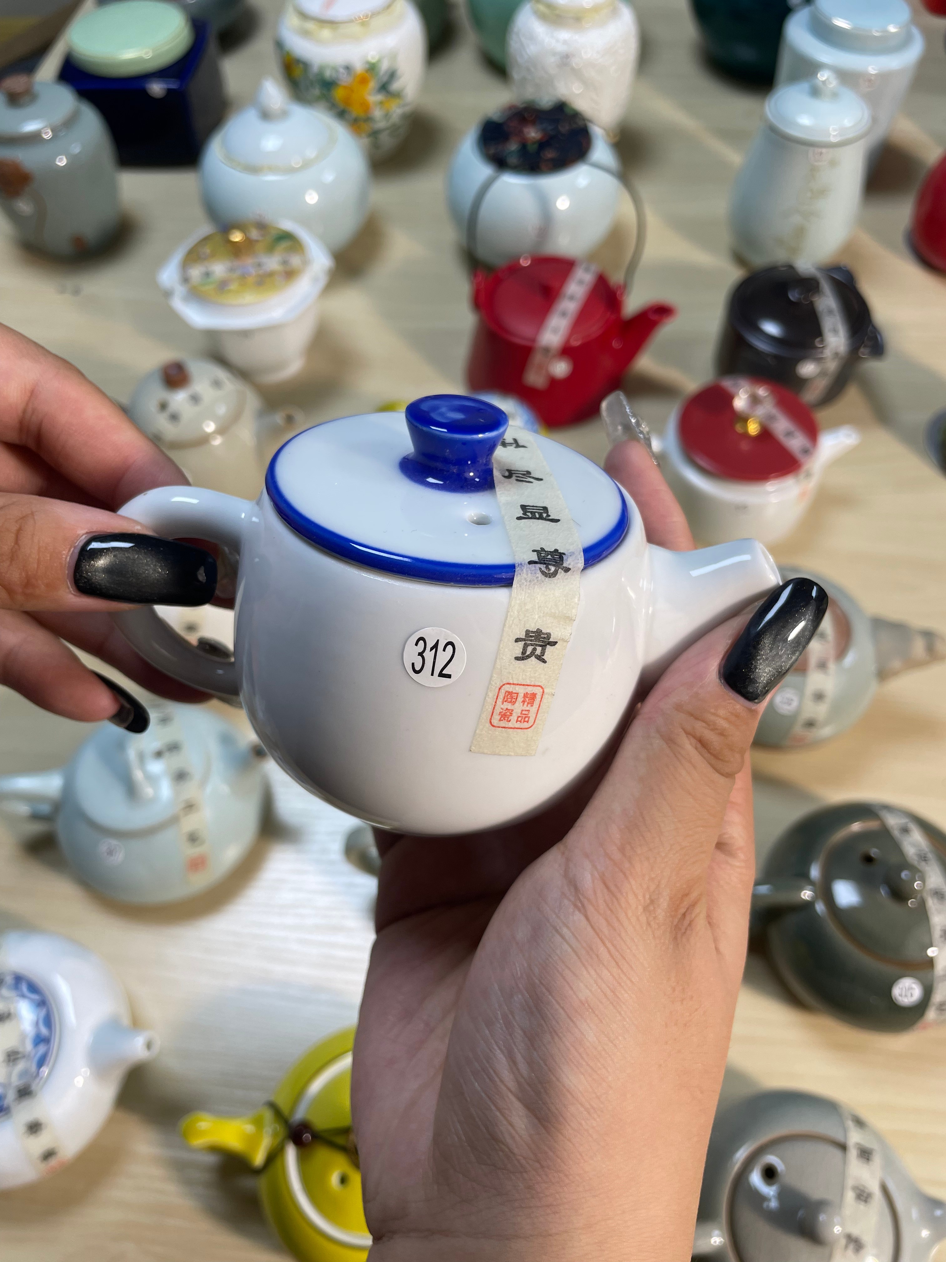 Mini porcelain teapot