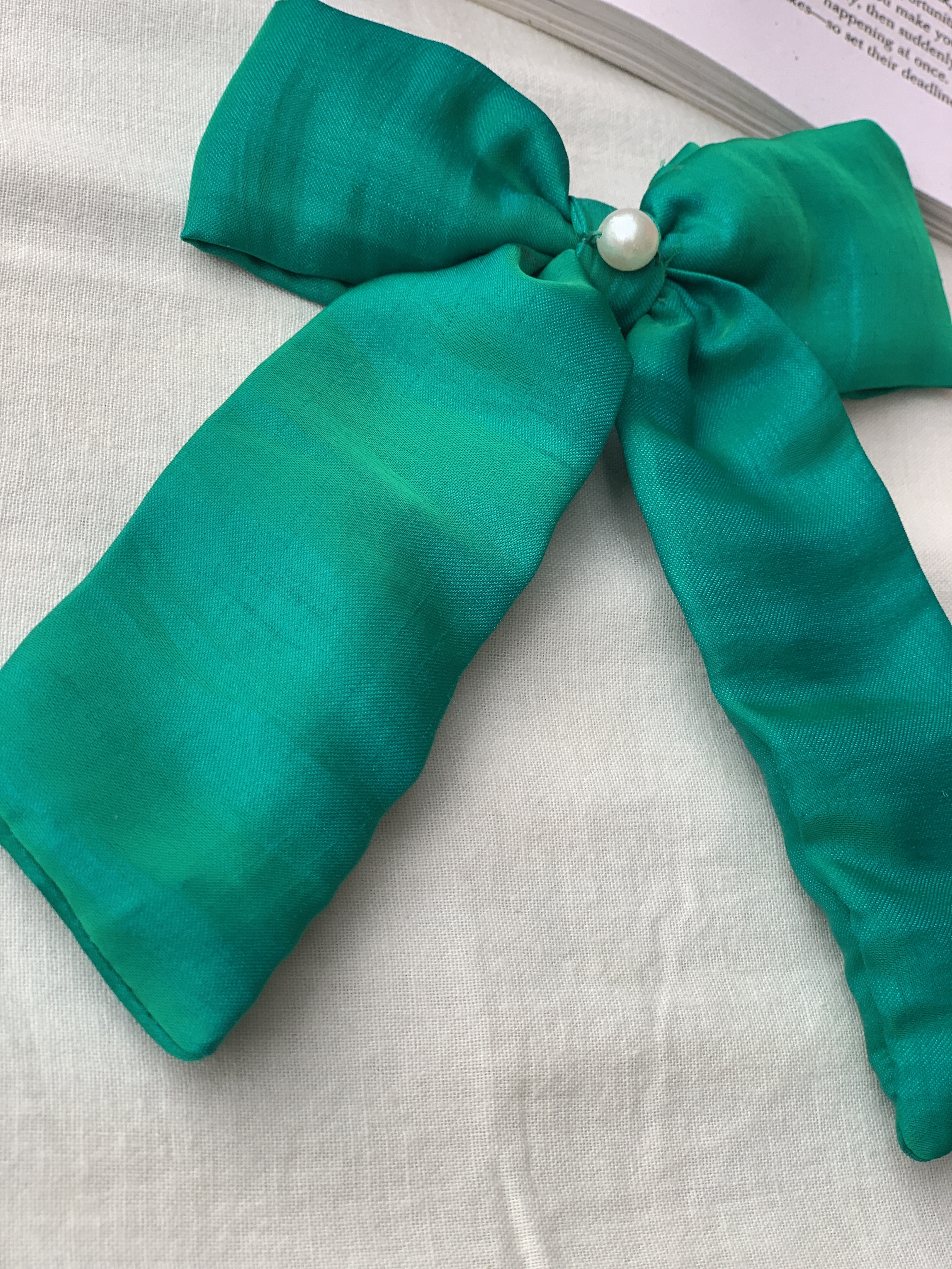 Green silk  Hair Bow🎀