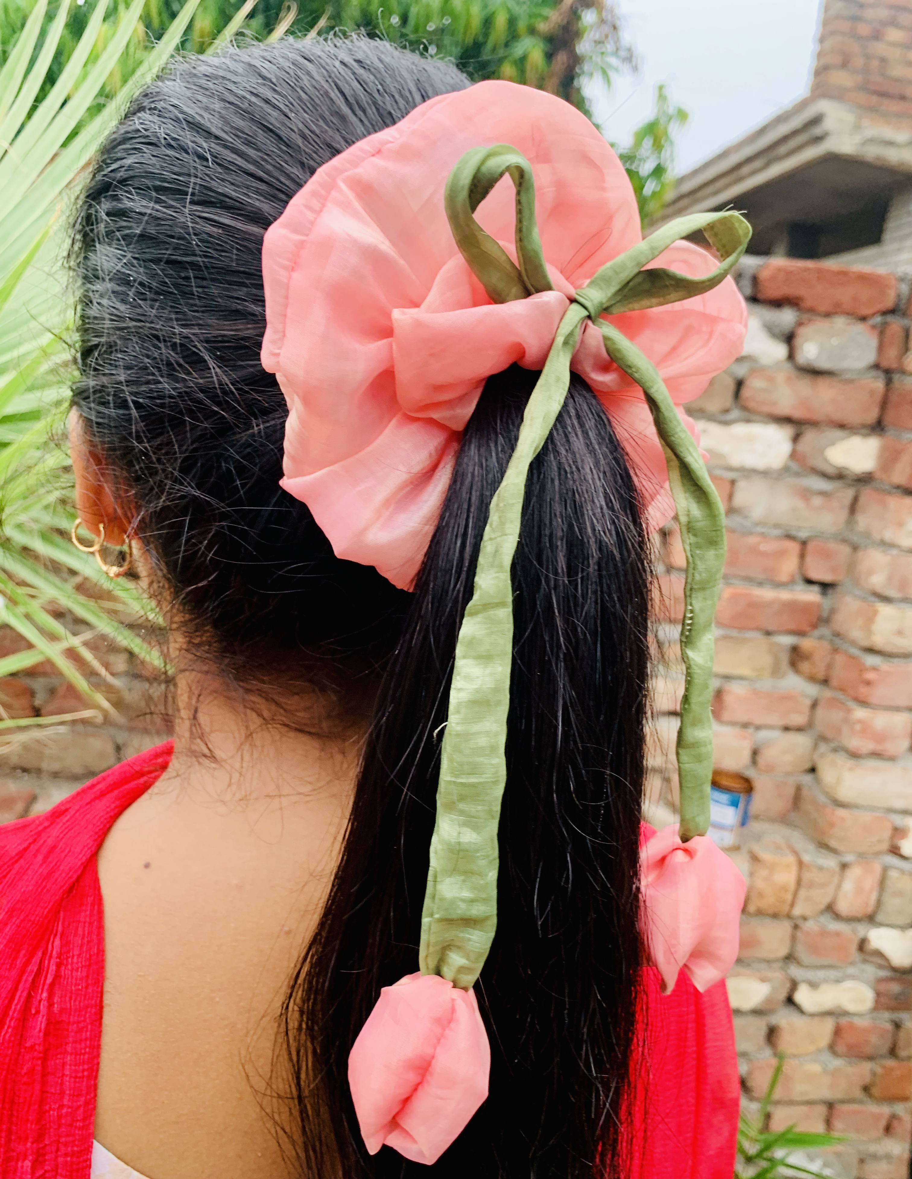  Tulip Hair Scrunchie💫