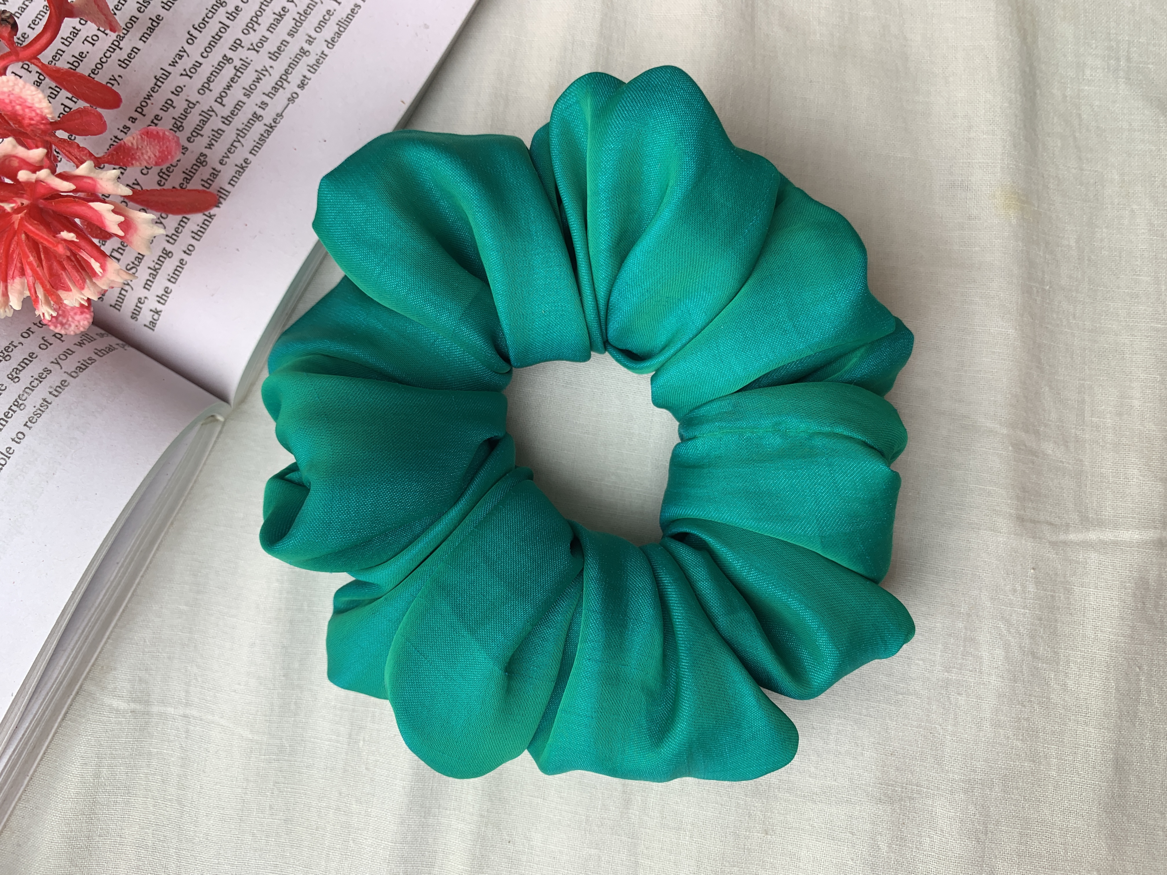 Green mulberry silk  💞Hair Scrunchie