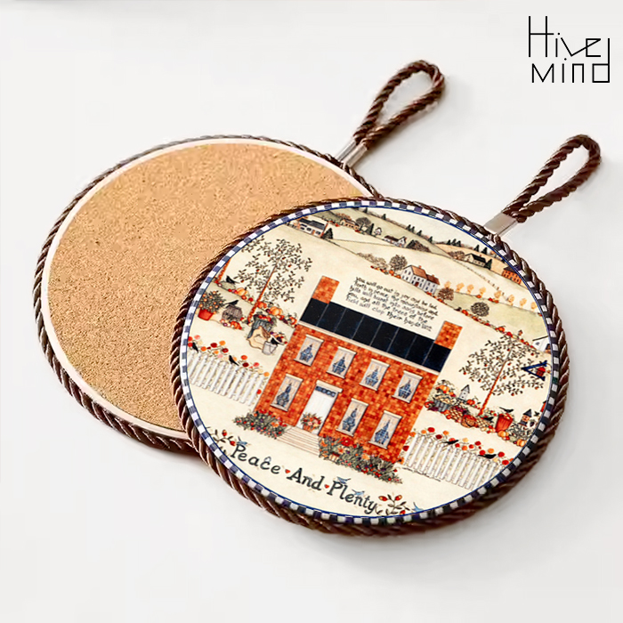       Hive Mind 鍋敷き 2枚セット 陶器製 丸型 直径16cm 耐熱 プレート 鍋しき おしゃれ かわいい 北欧風 インテリア雑貨 ポットマット トリベット コースター 鉢置き台 敷物 ギフト プレゼント 童話風 カントリー