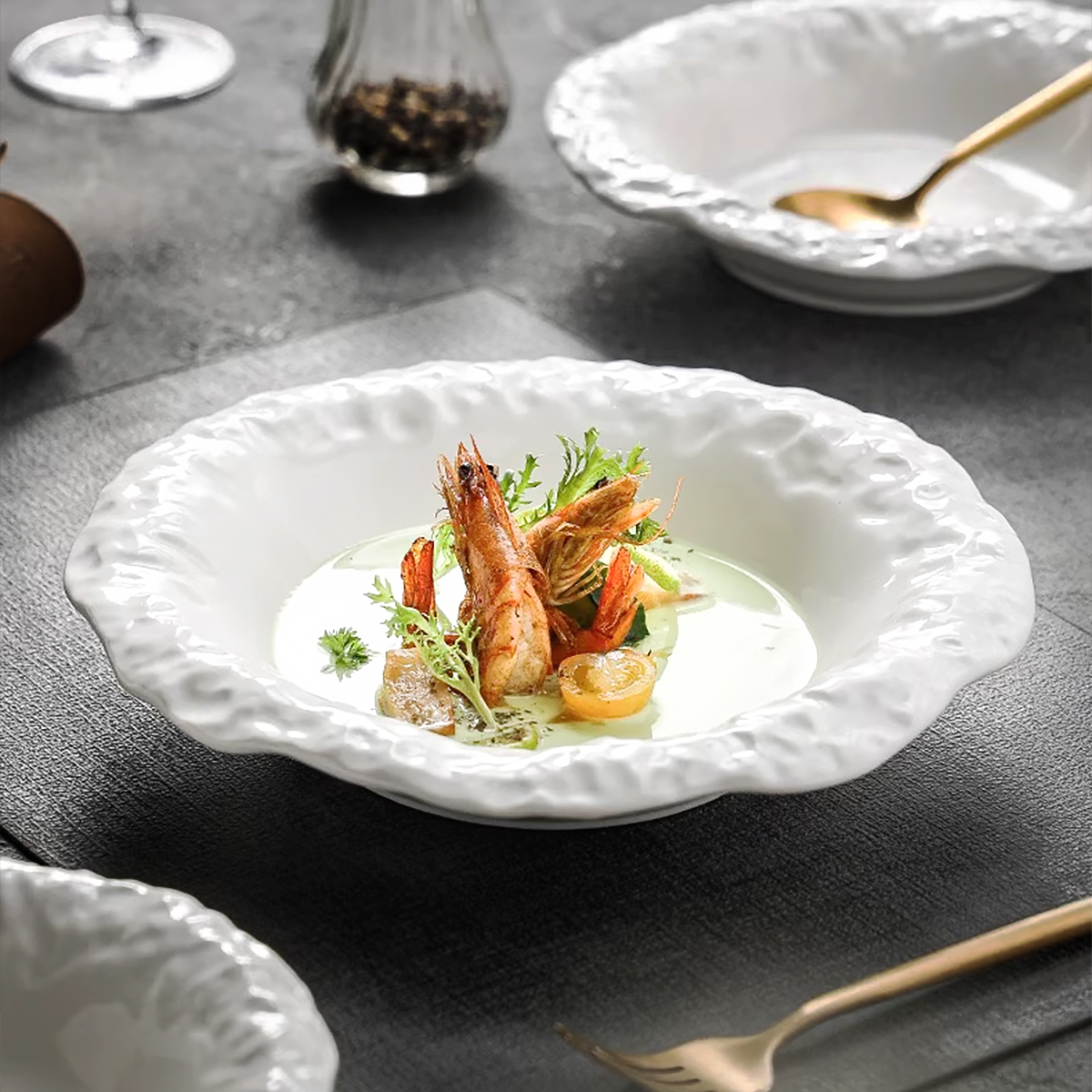 Hive Mind ストーン調 深皿 陶器製 スープ皿 大皿 22.5cm×4.5cm, 電子レンジ 食洗機対応 シンプルデザイン