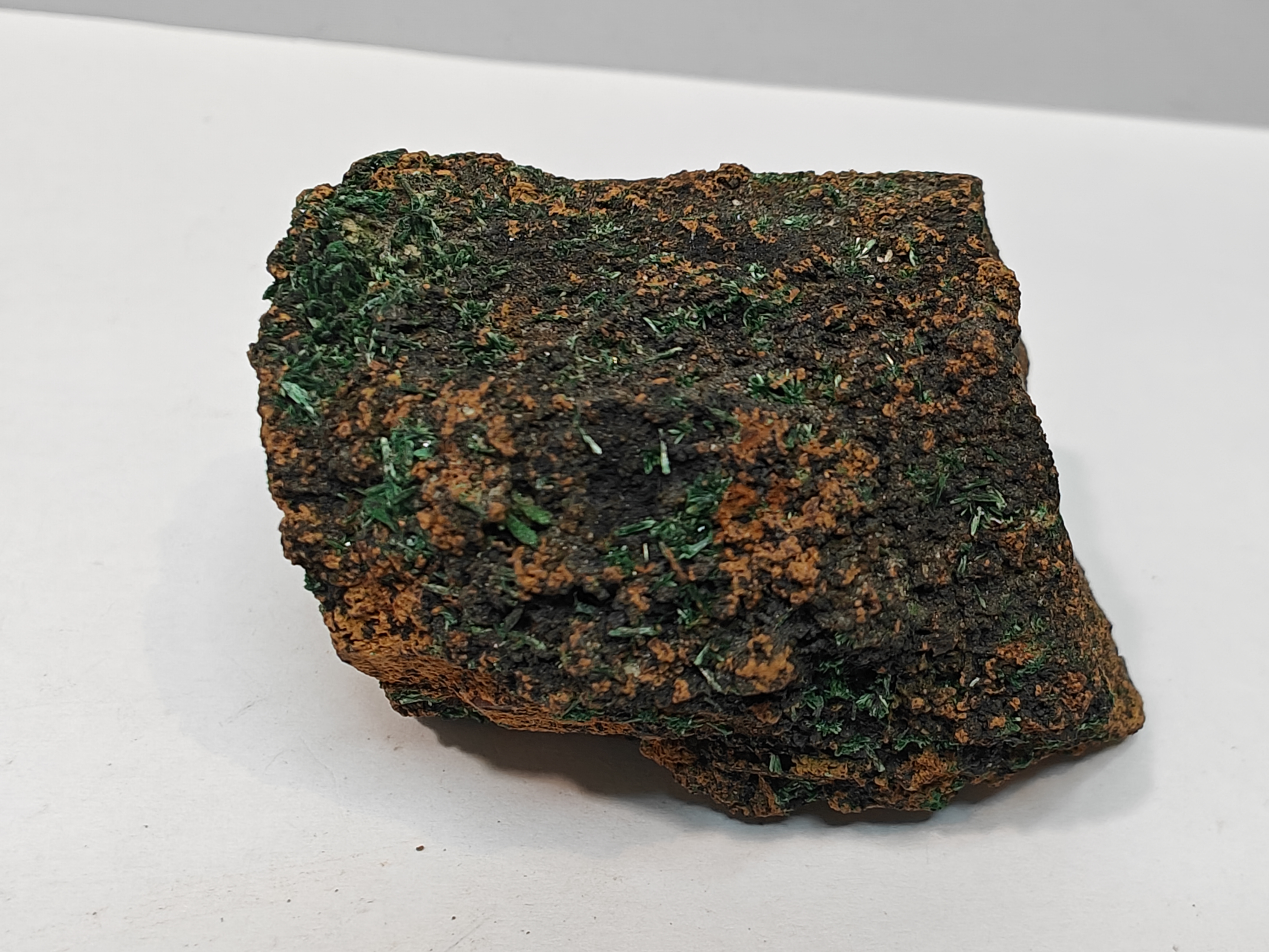 Lemurische kwarts met ijzer en Malachiet