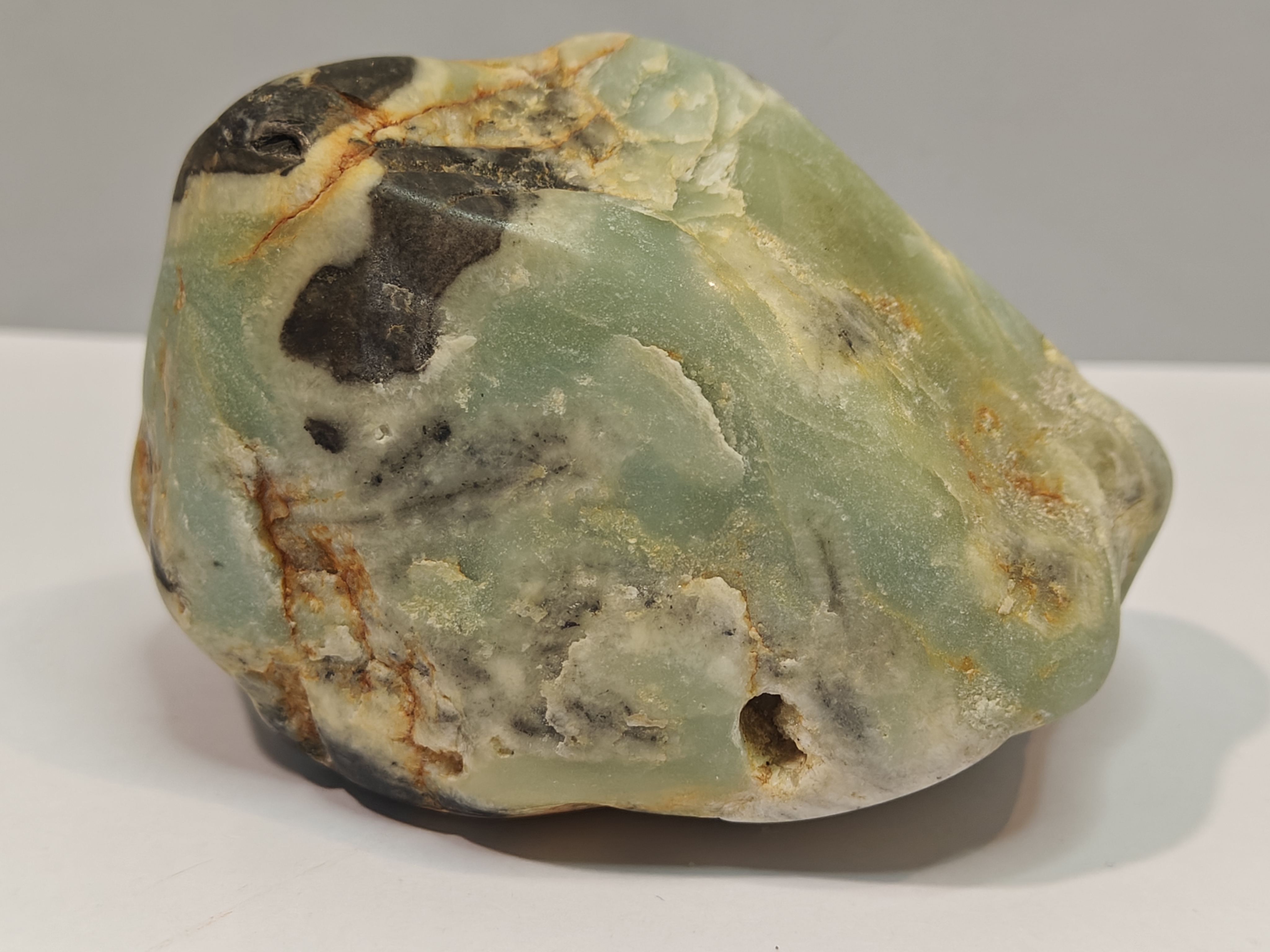 Amazoniet met toermalijn