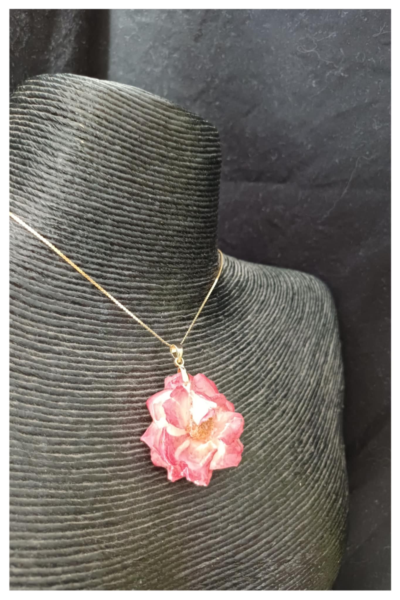 Collier Rose foncé et blanc