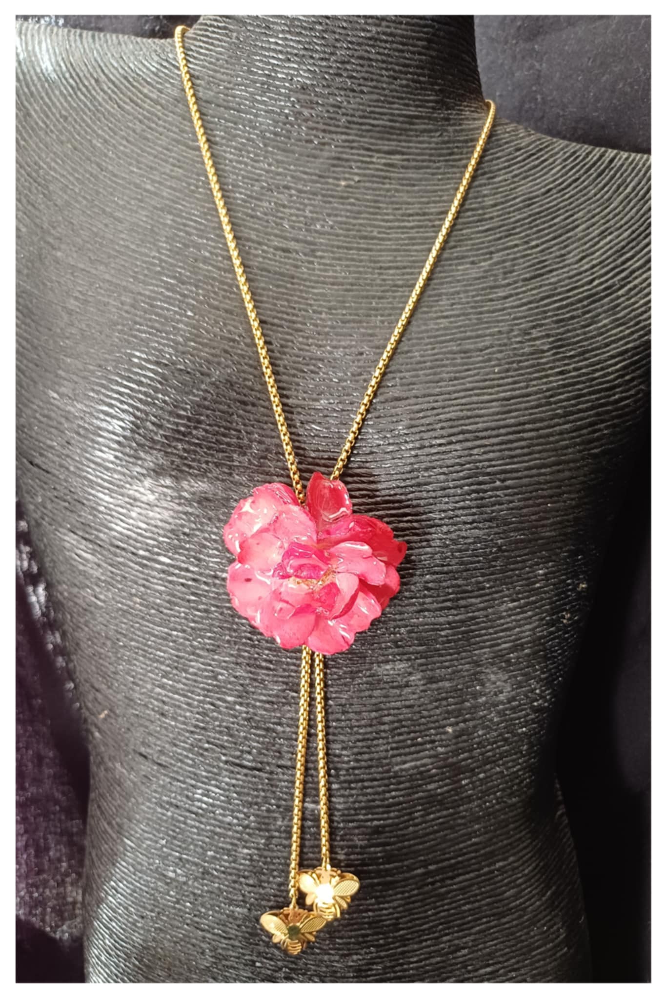 Collier réglable Rose rouge