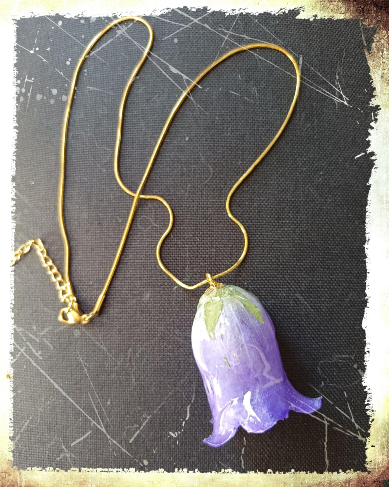 Collier fleur de Campanule mauve