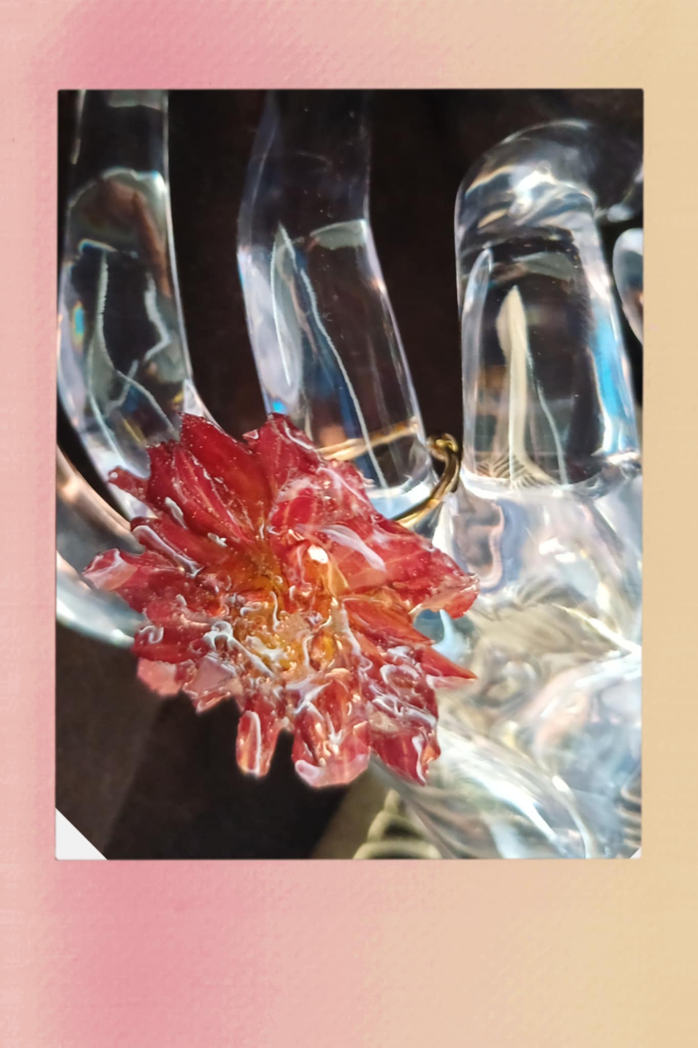 Bague fleur de dahlia rouge