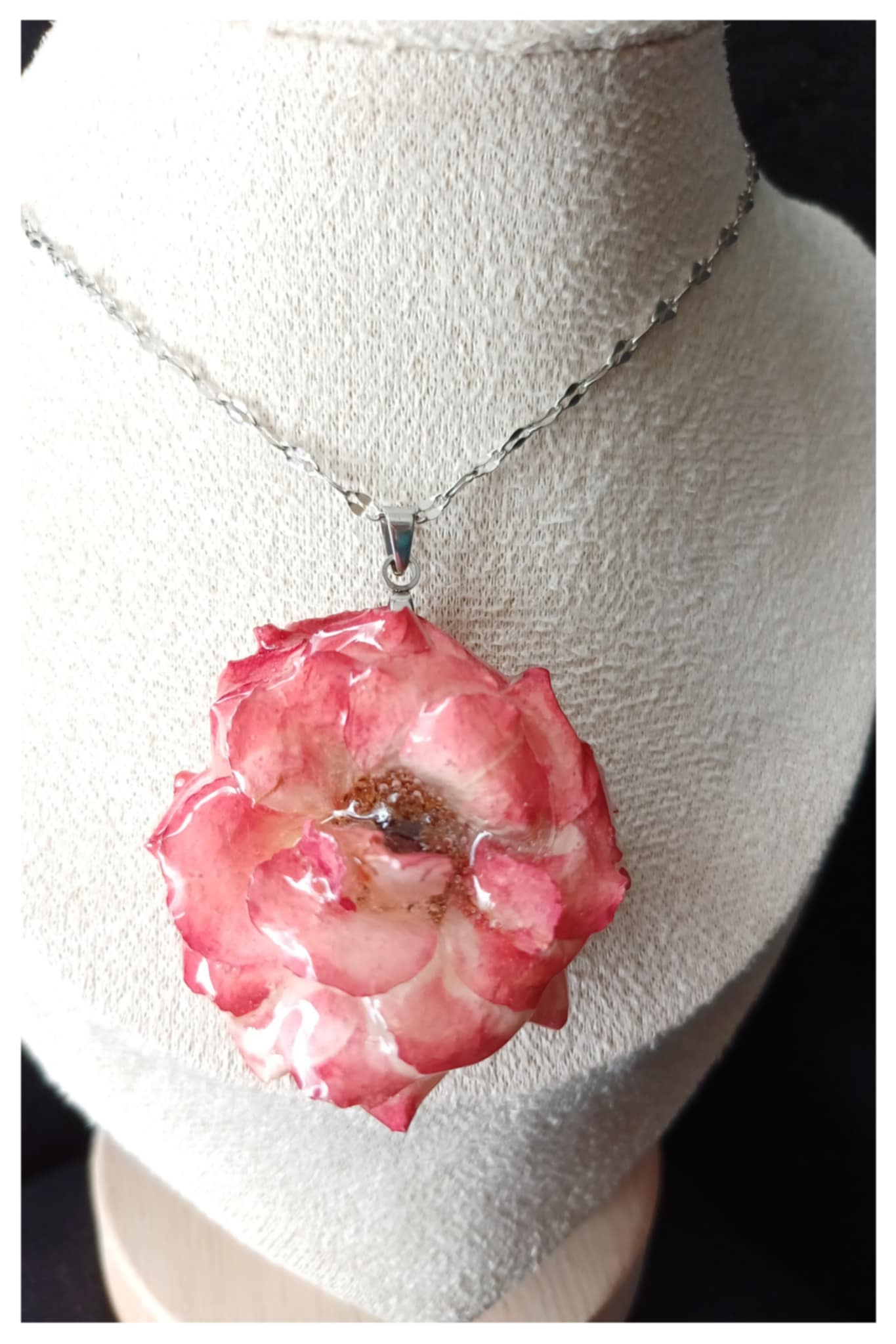 Collier Rose "pompon"
