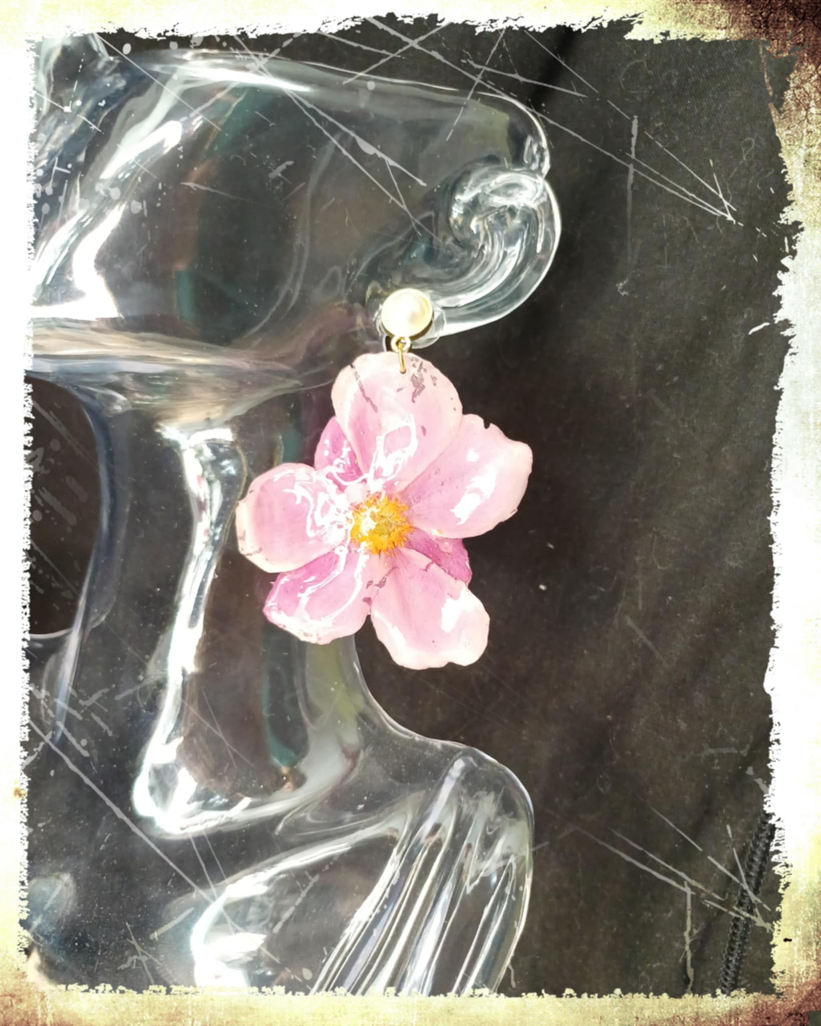 Boucles fleurs d'Anémone du Japon