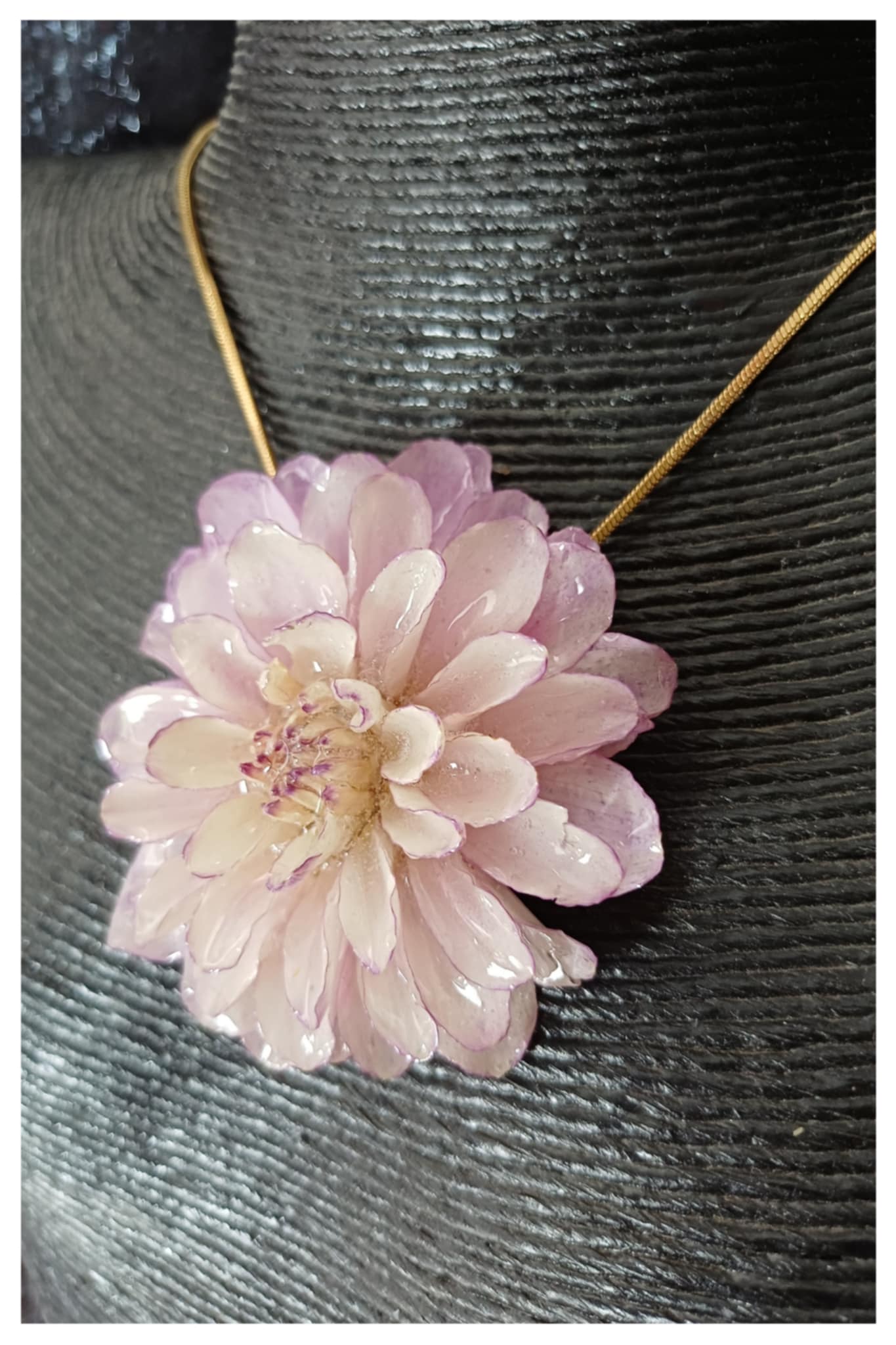 Collier fleur de Dahlia Eveline