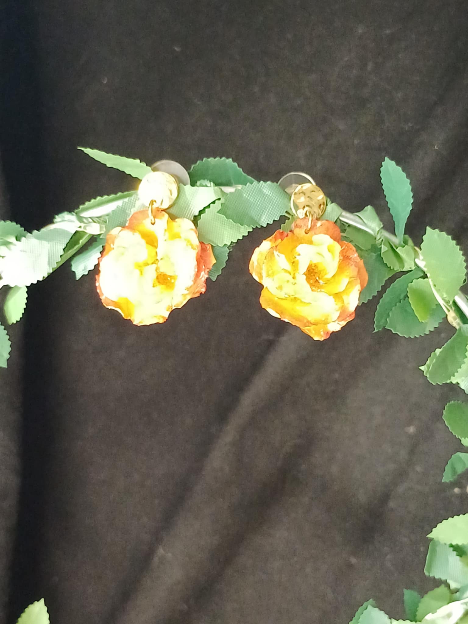 Boucles Rose jaune et rouge