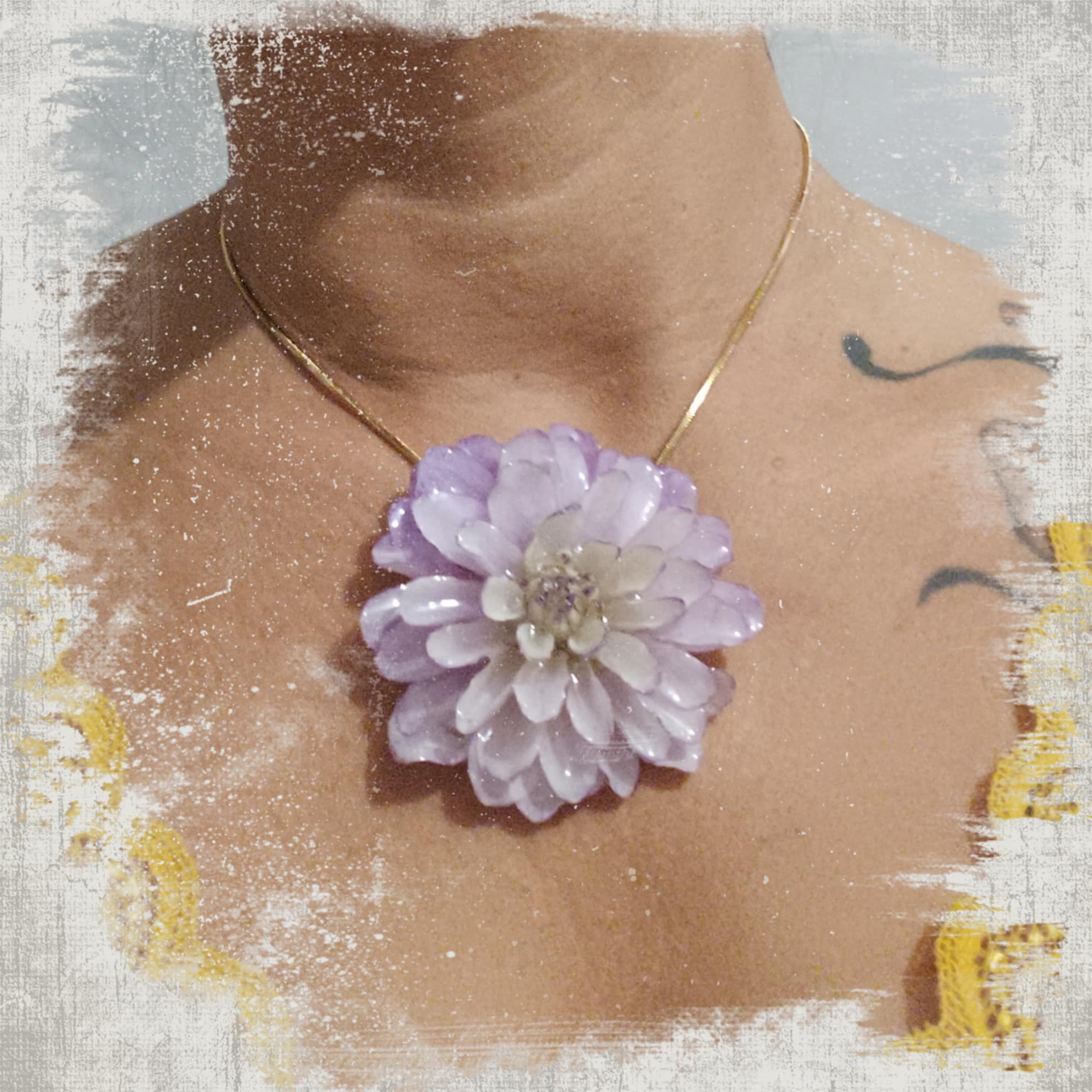 Collier fleur de Dahlia Eveline