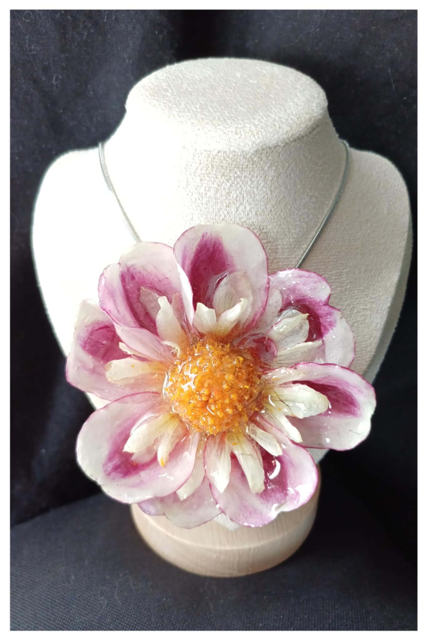 Collier Dahlia Bumble Rumble