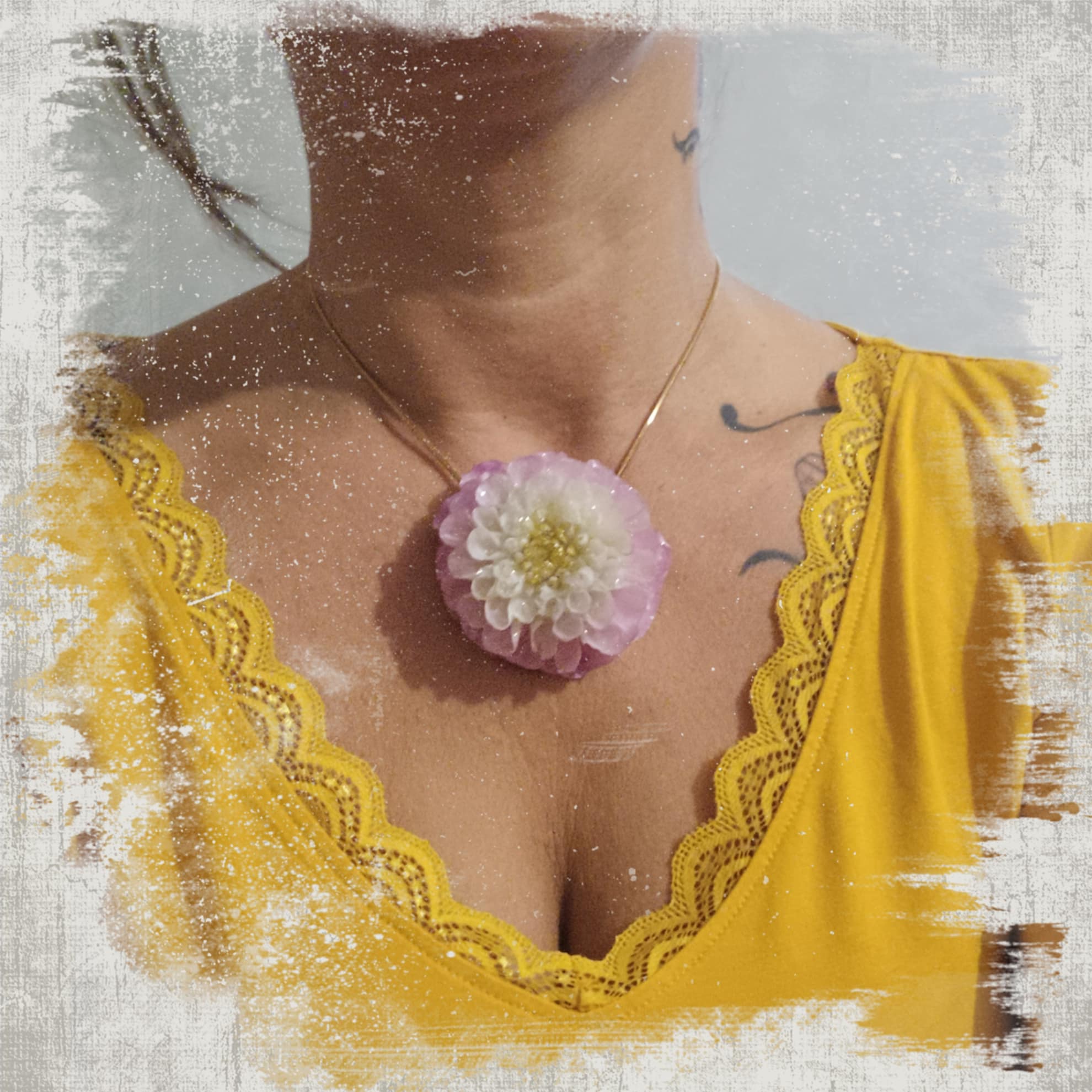 Collier fleur de Dalhia Wizard Of oz