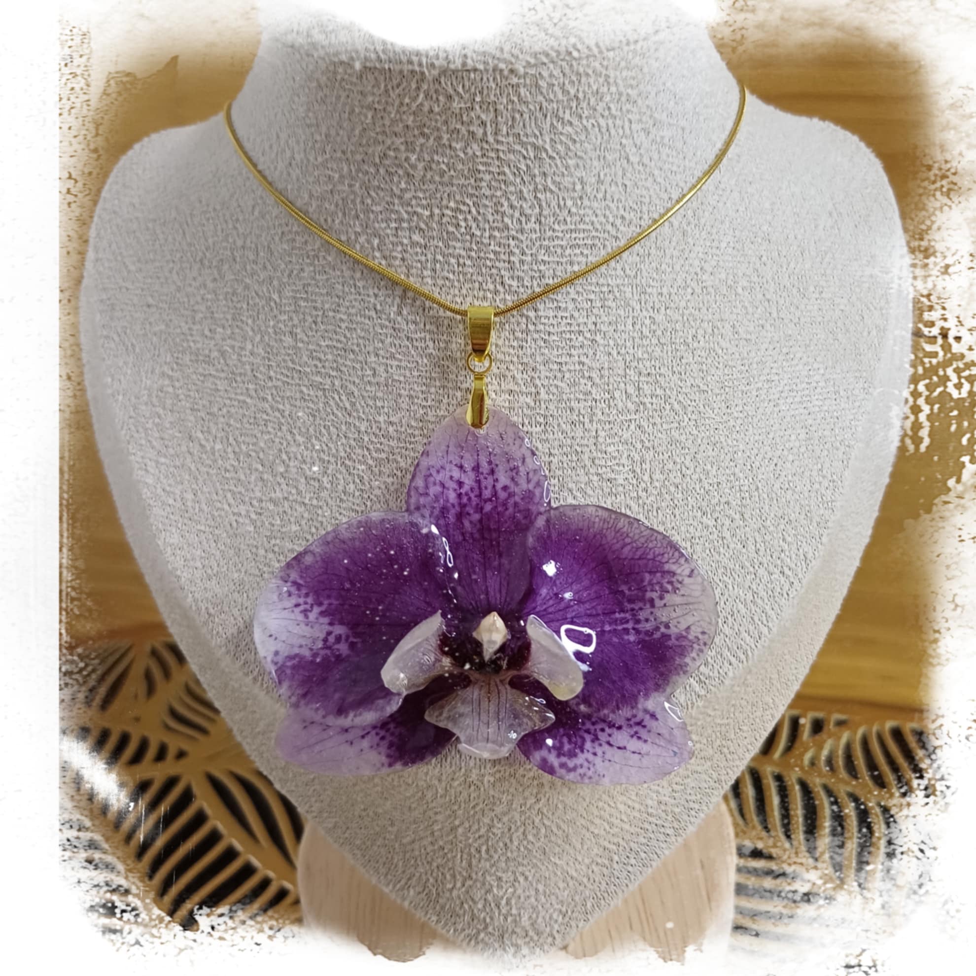 Collier orchidée bicolore