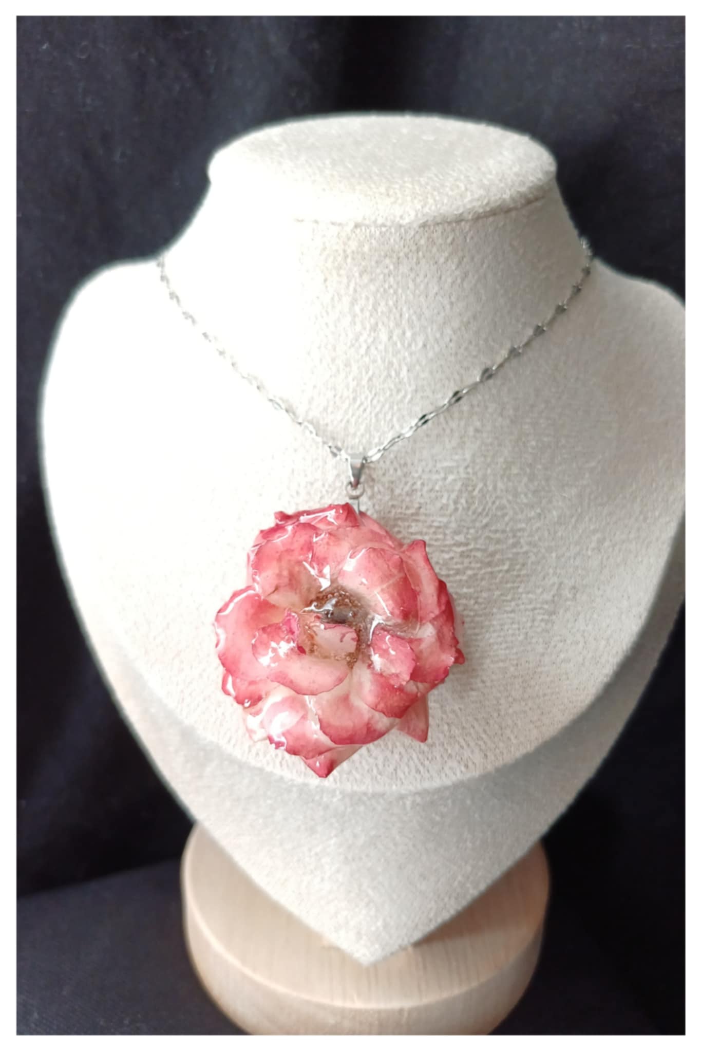 Collier Rose "pompon"