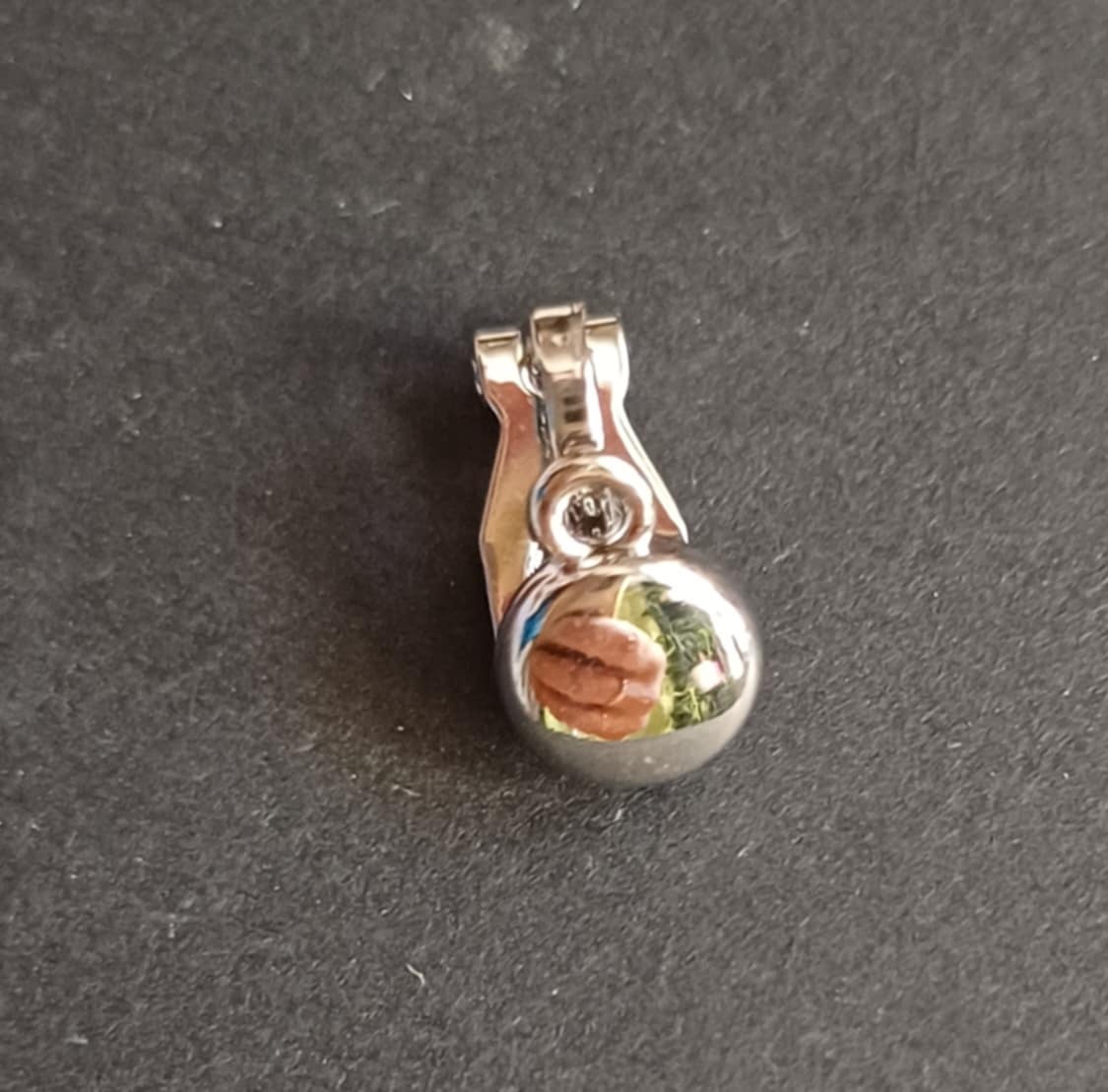 Clips argentés ronds