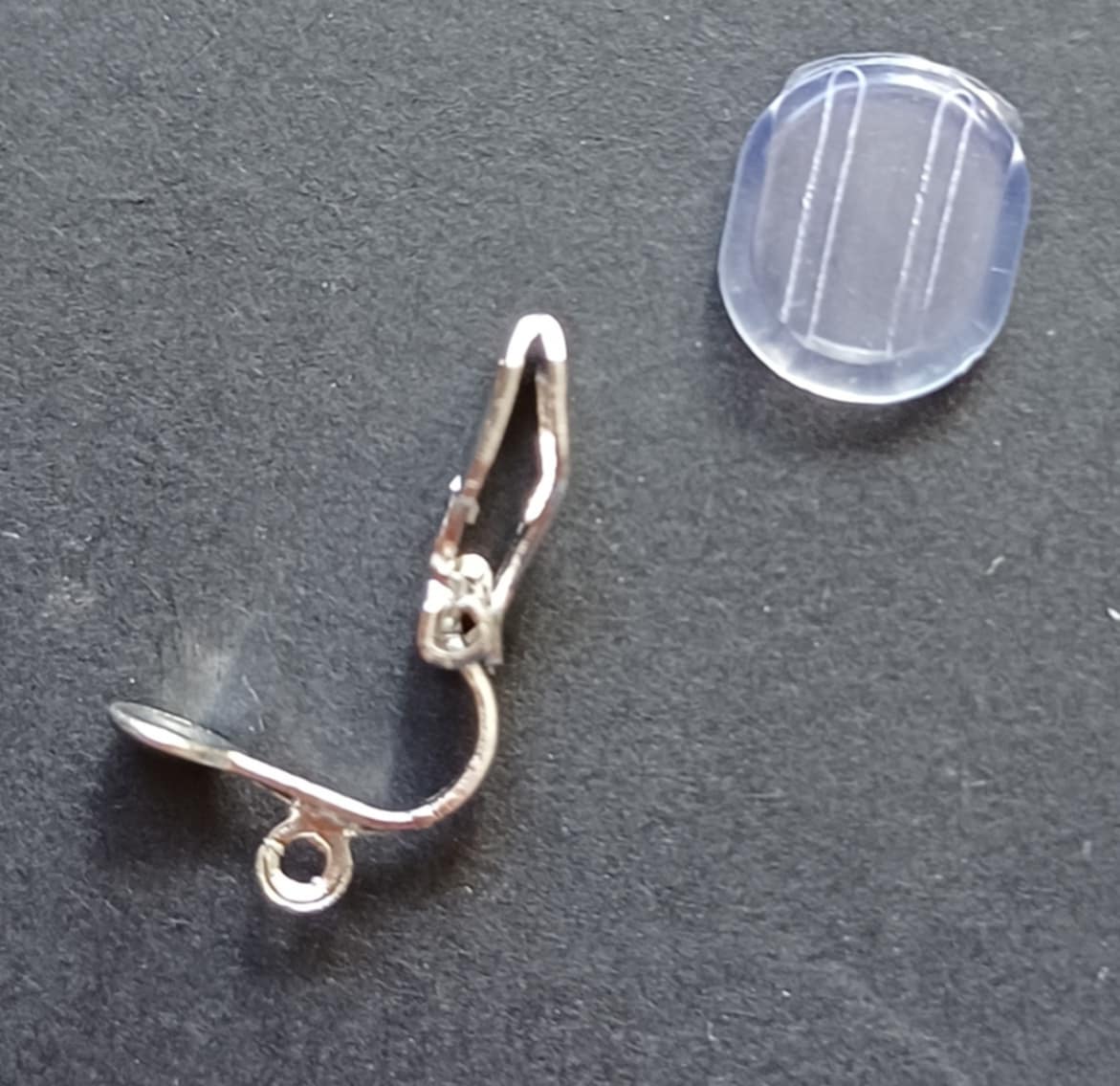 Clips argentés simples