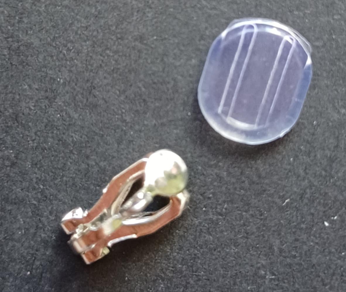 Clips argentés simples