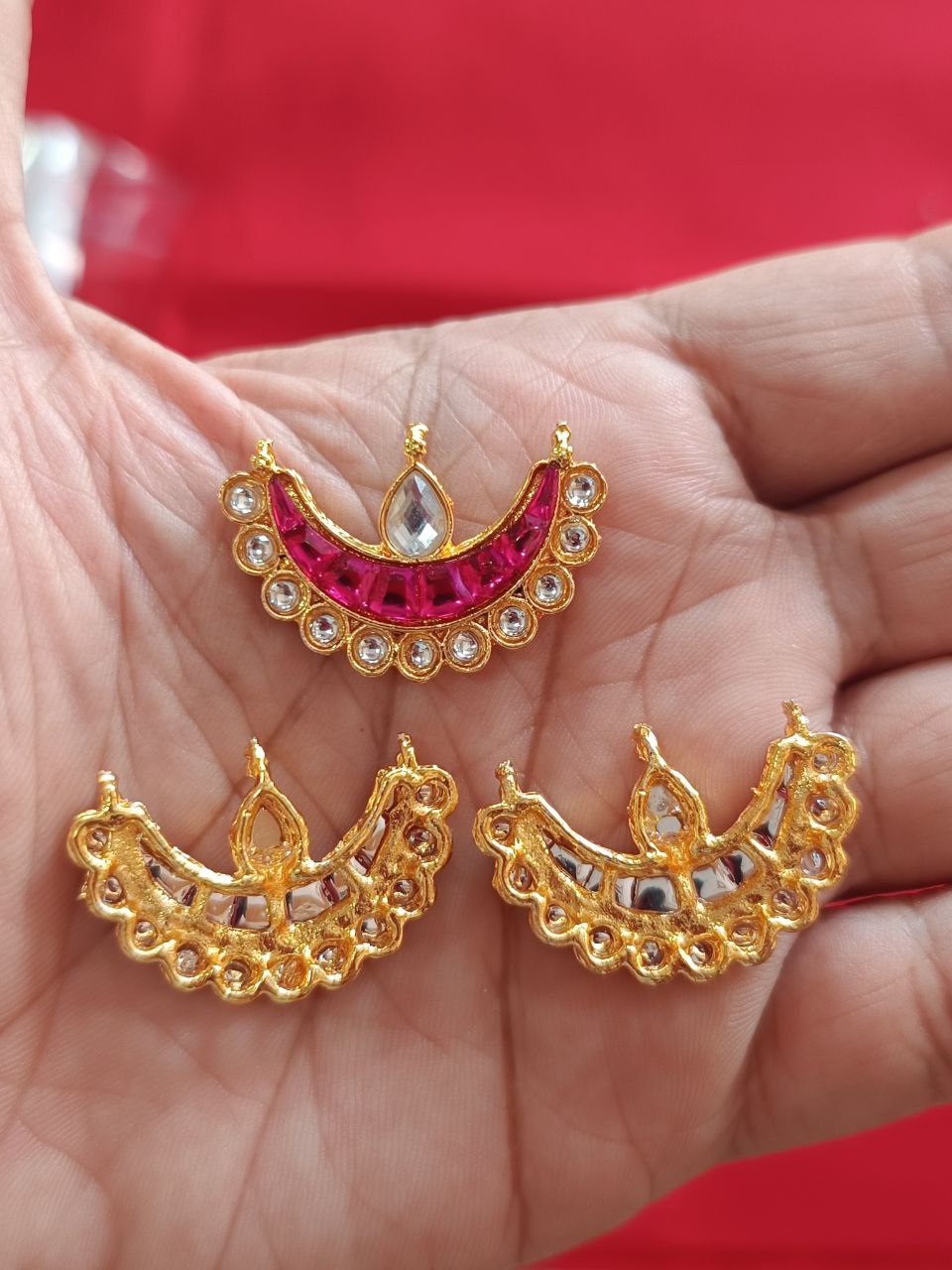 13 stone drop chandrakor , 32 mm size 