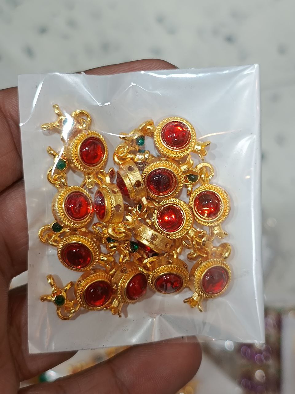 Round stone Chinchpeti 