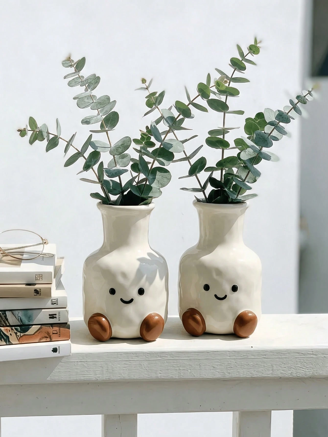 Smiley Face Mini Decorative Vase