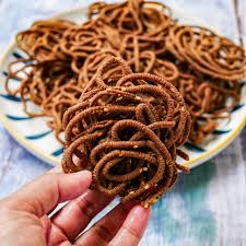 Butter Ragi Chakkaralu 