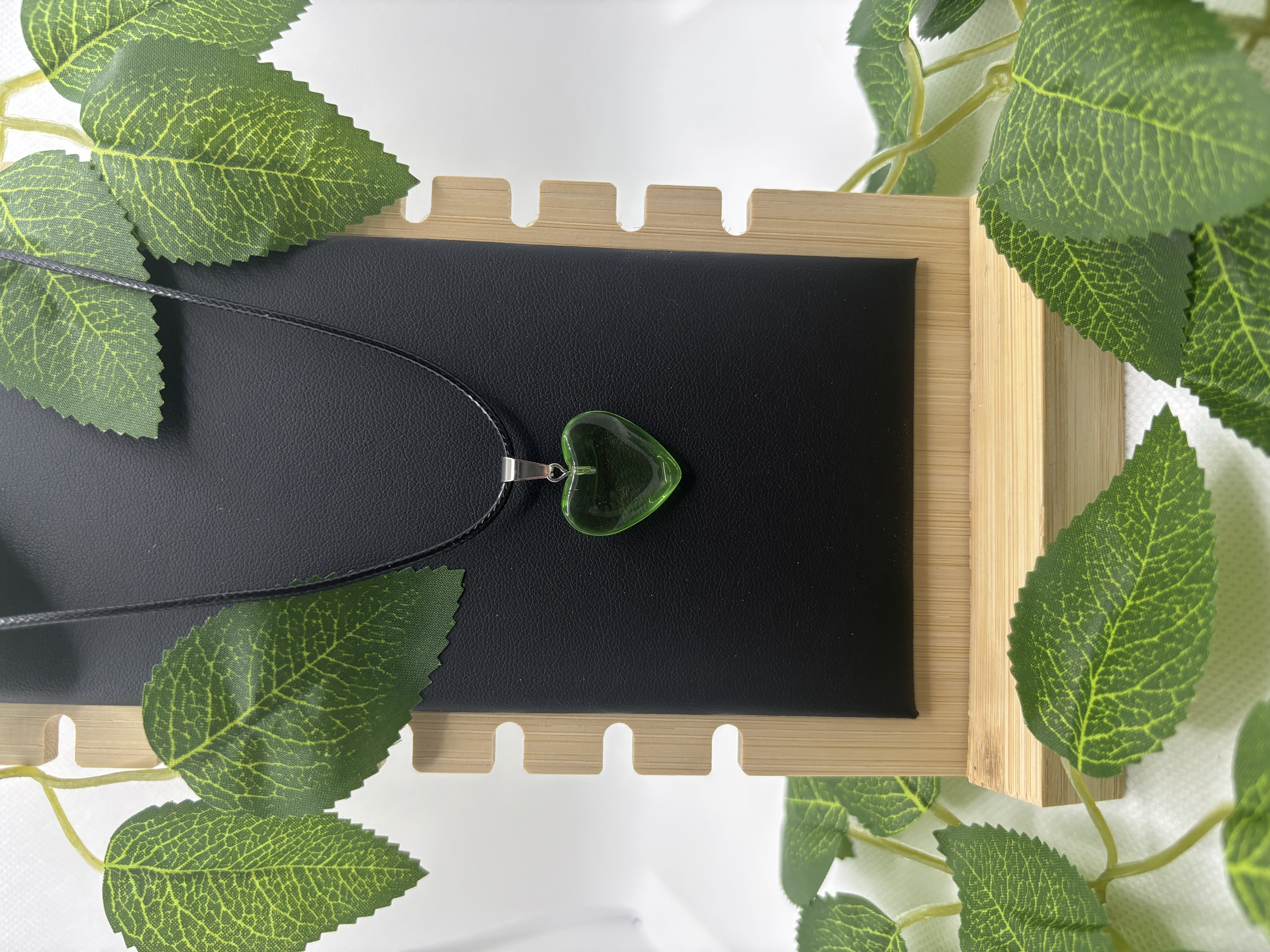 Collier coeur vert clair