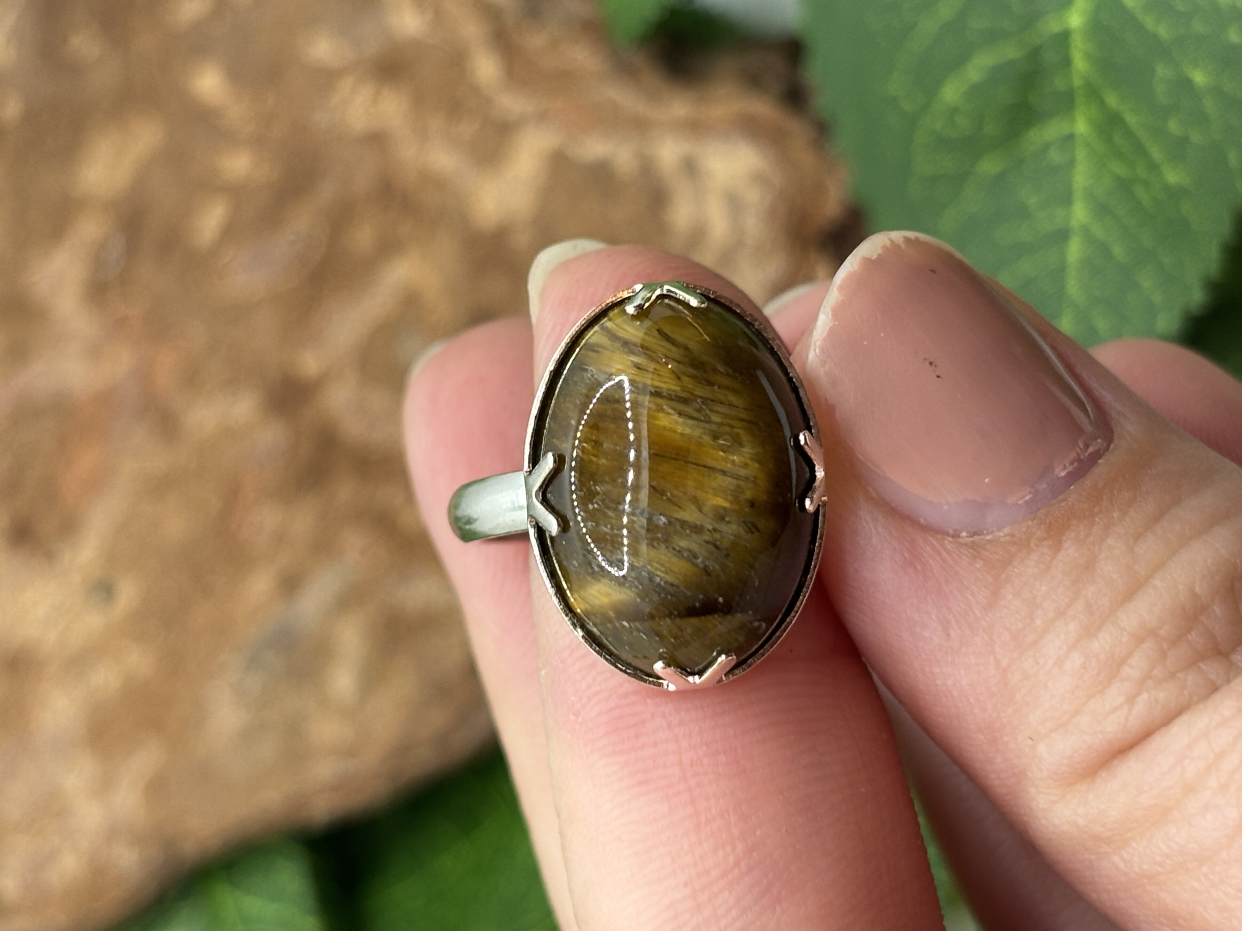 Bague crochets en oeil du tigre