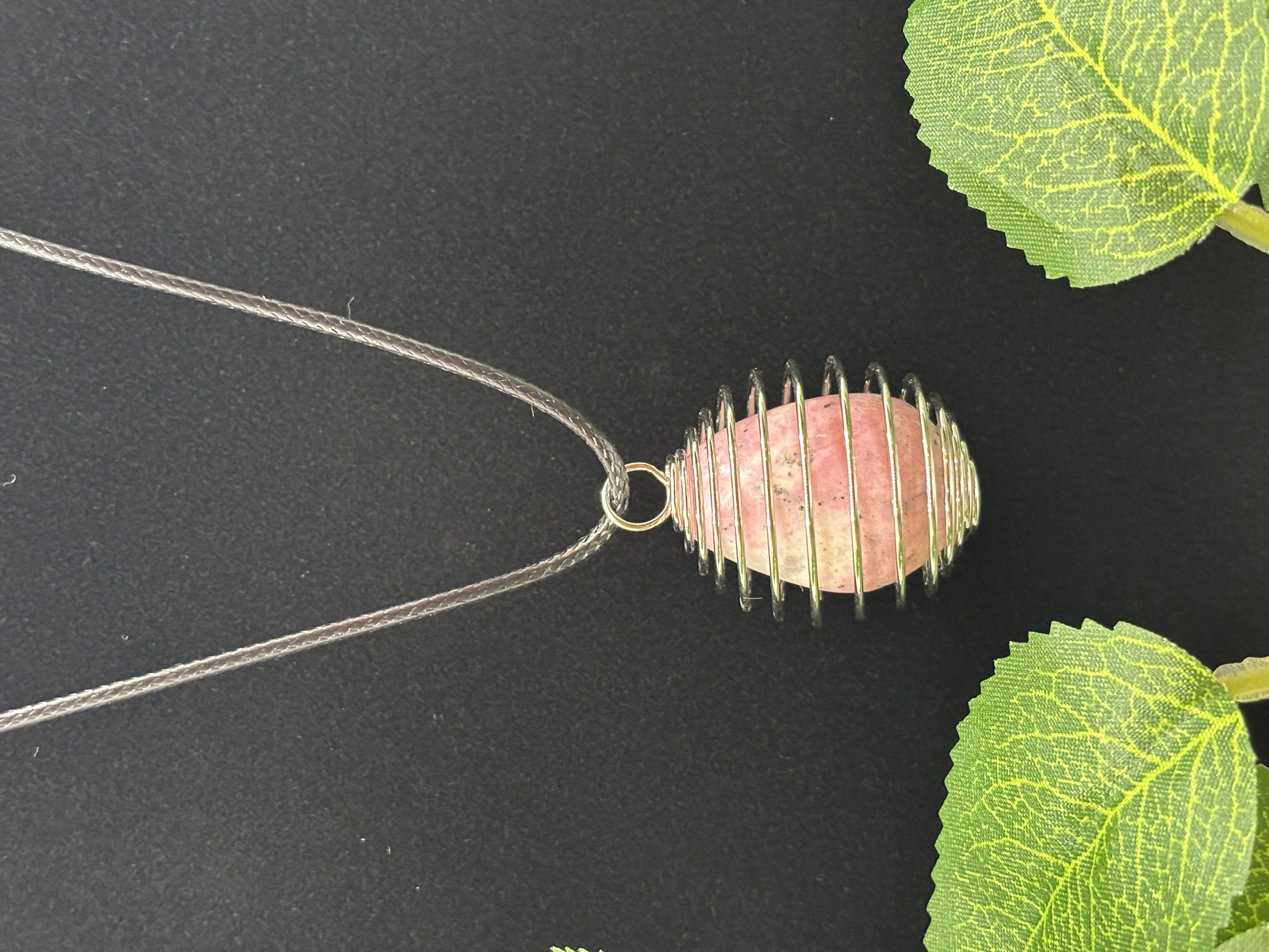 Collier sphère en Rhodonite