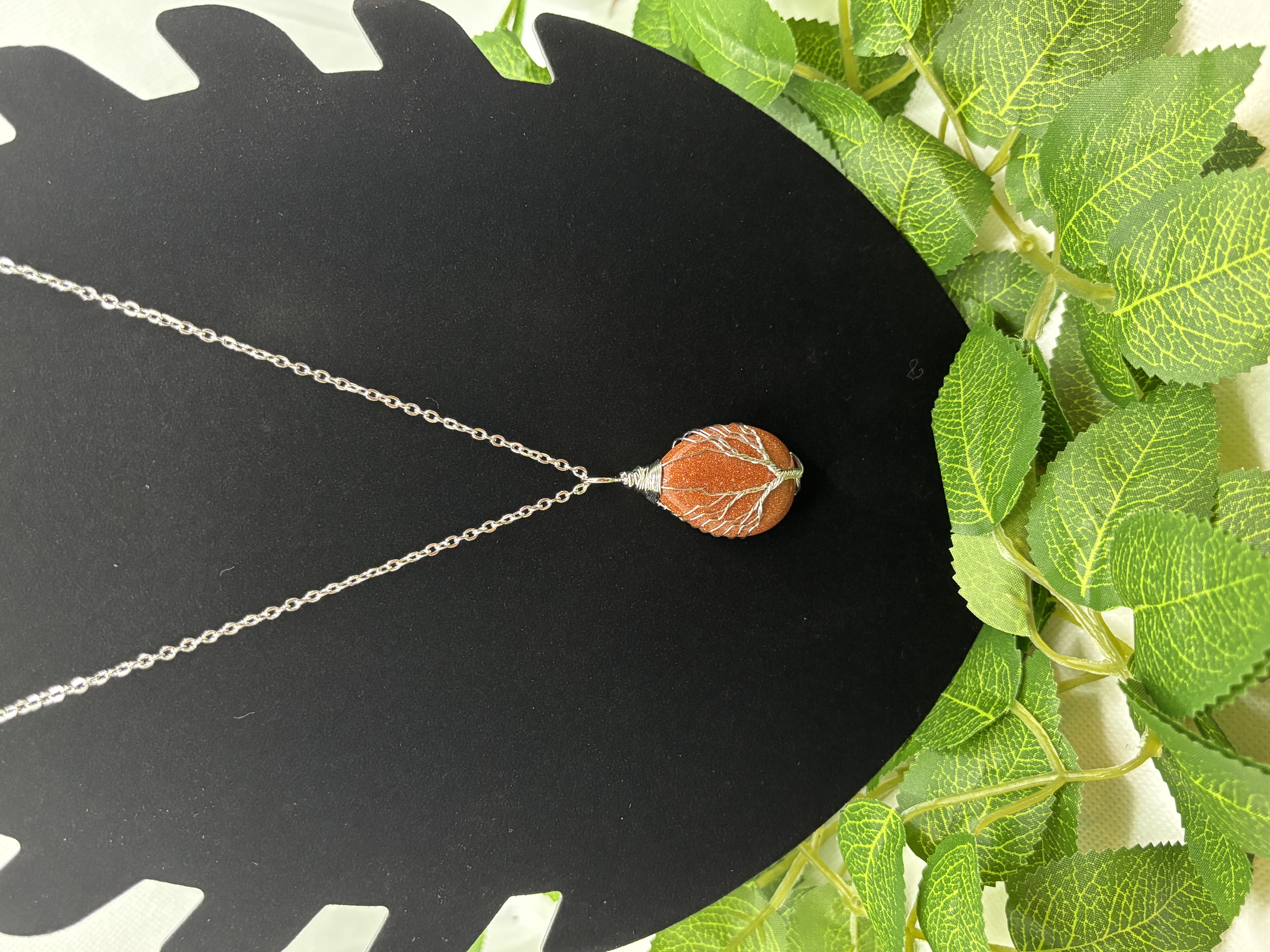 Collier en jade pailleté
