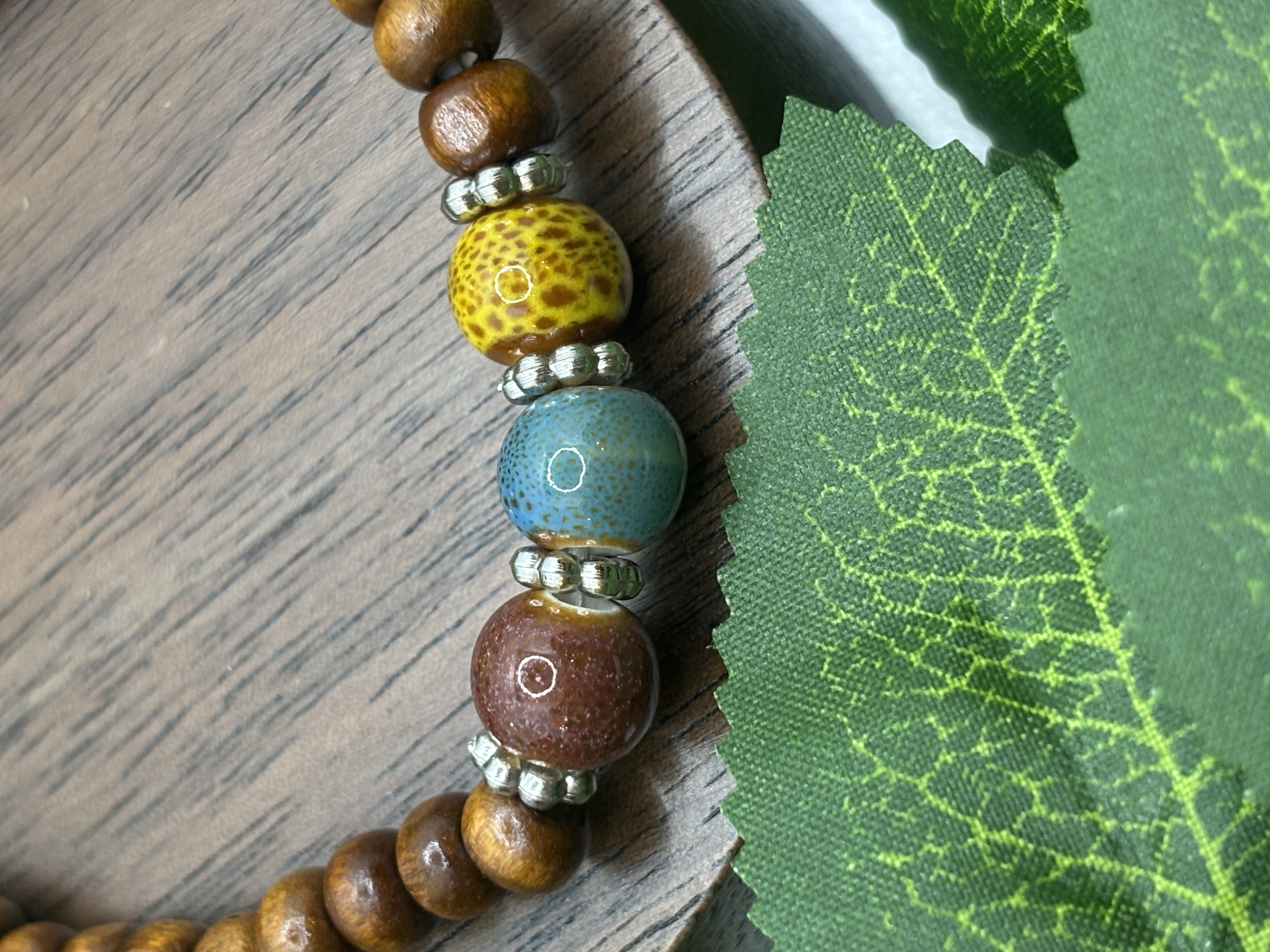 Bracelet homme bois et 3 perles