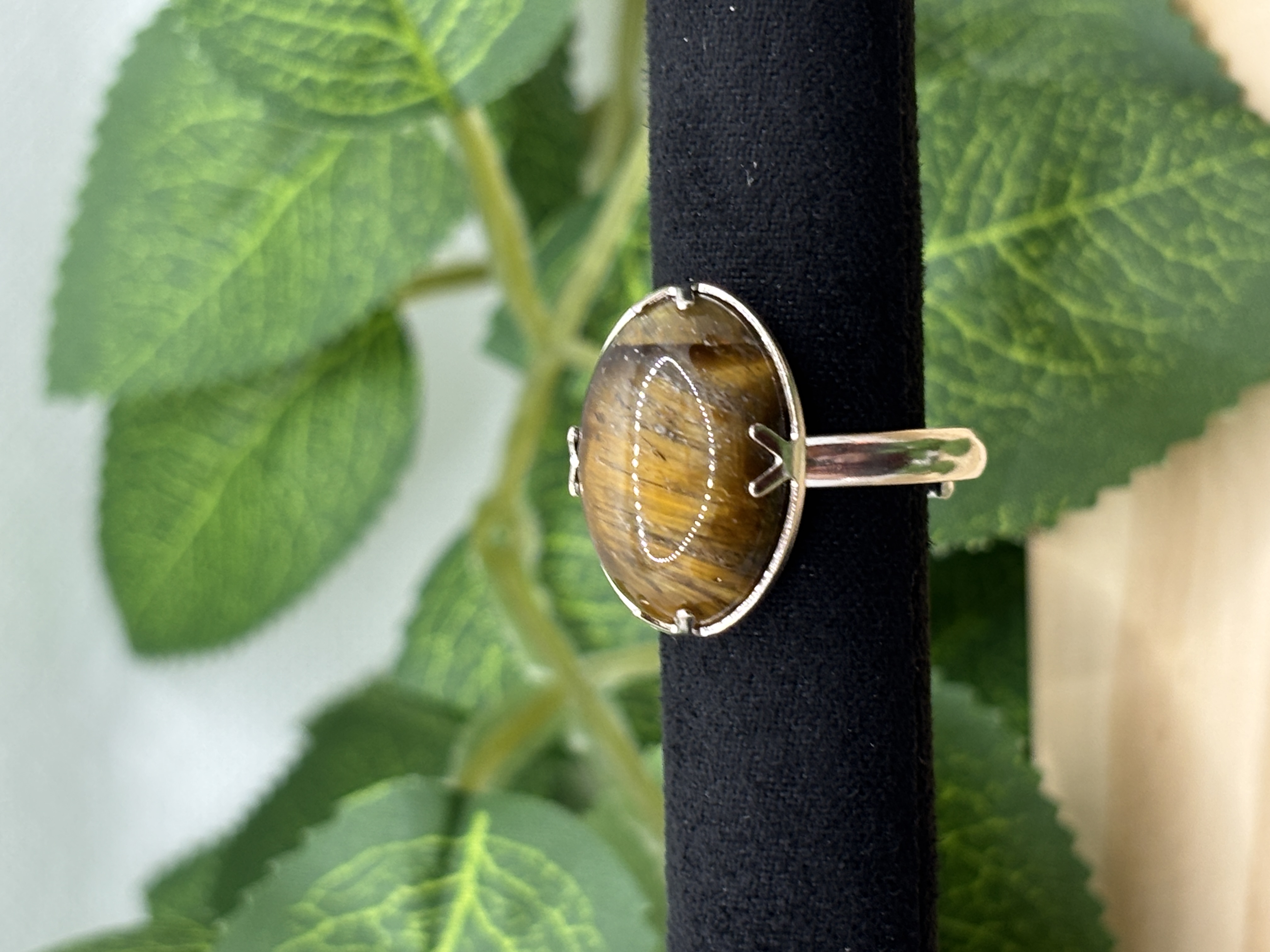 Bague crochets en oeil du tigre