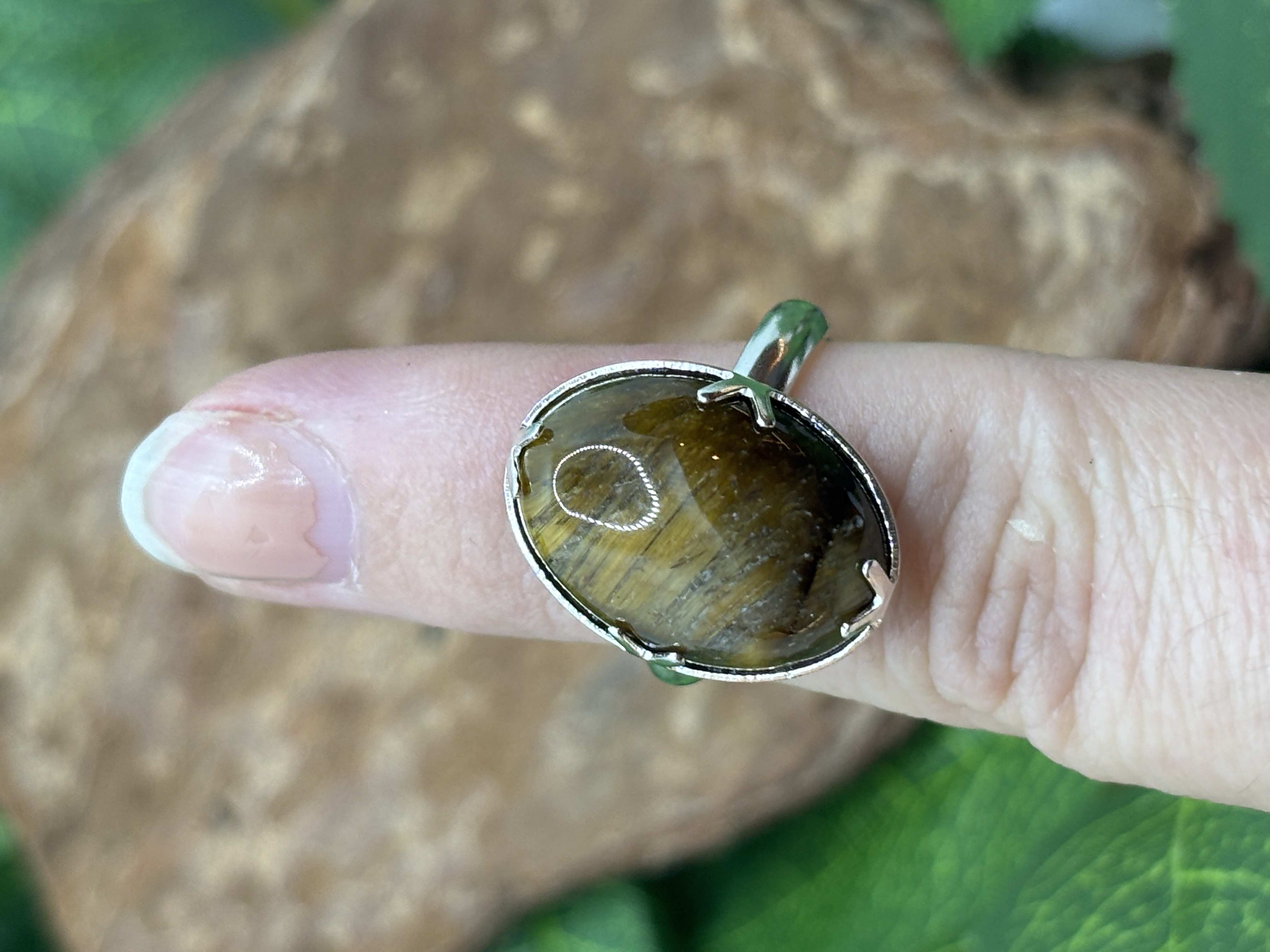 Bague crochets en oeil du tigre
