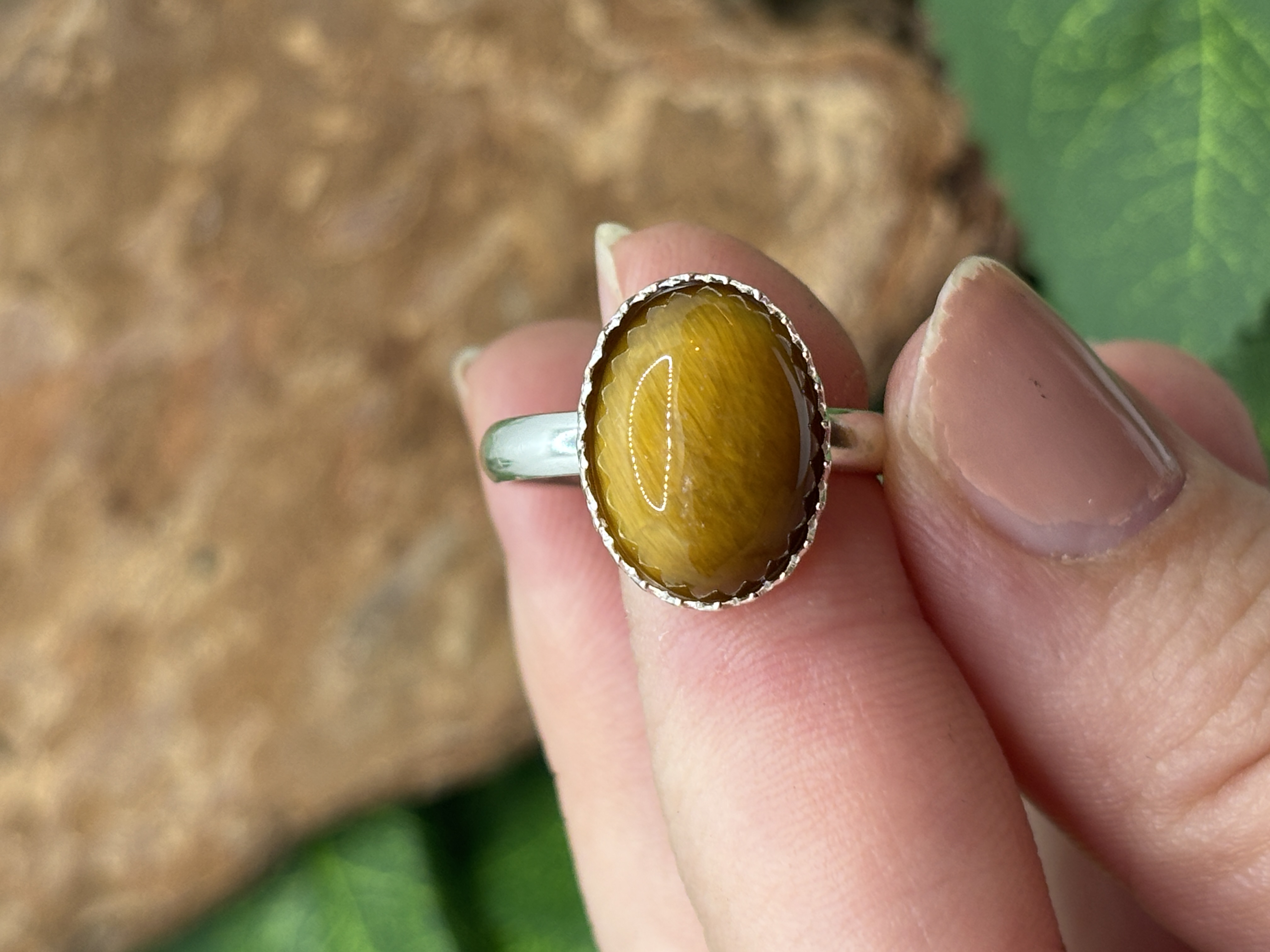 Bague piques en oeil du tigre