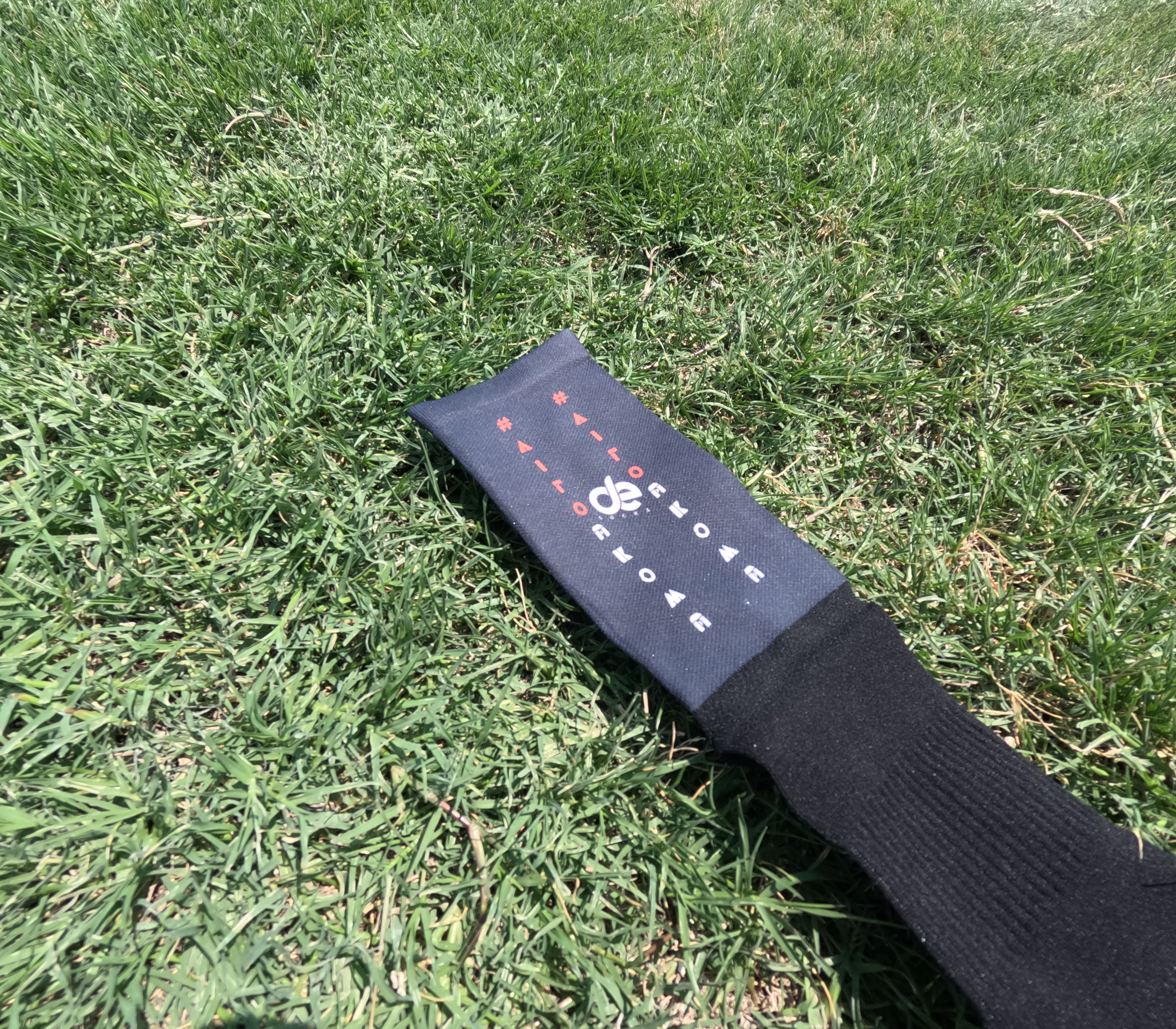 Μαύρες Αθλητικές Κάλτσες για Τρέξιμο #LigoAkoma  - desocks.gr