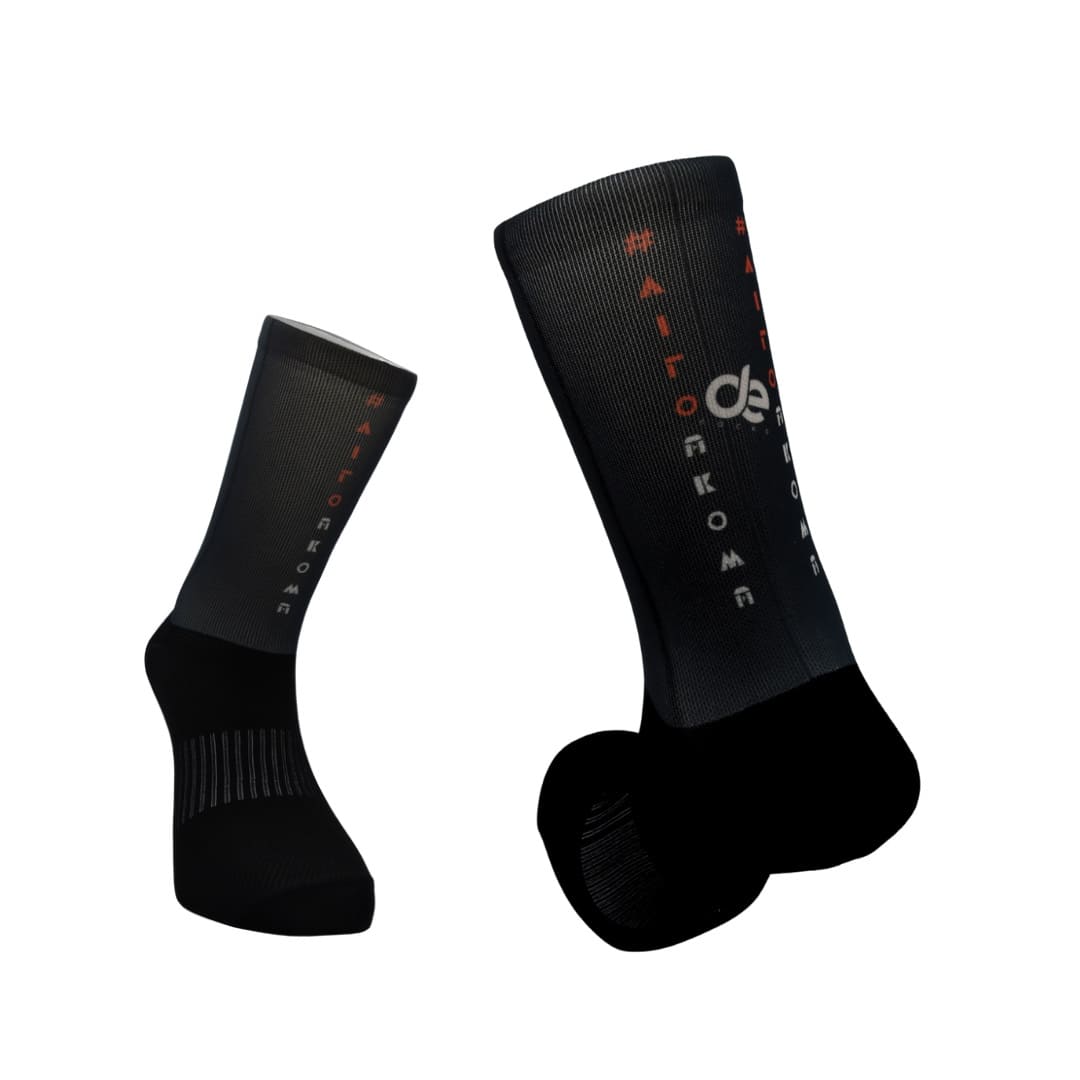 Μαύρες Αθλητικές Κάλτσες για Τρέξιμο #LigoAkoma  - desocks.gr