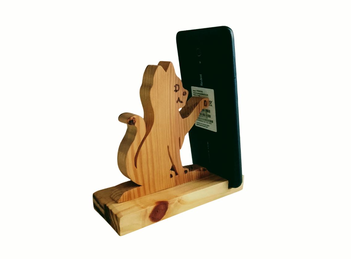 Support téléphone en bois – Forme de chat à la patte levée qui soutient le téléphone
