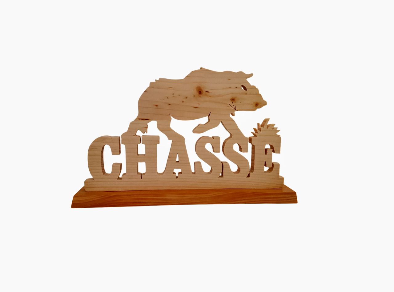 Décoration en bois La chasse et le sanglier pour les amateurs de la chasse
