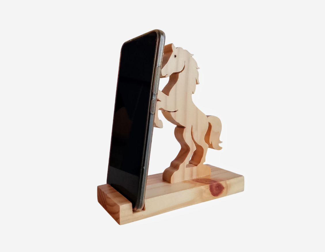 Le Cheval Cabré bois - Support Téléphone en Bois – Le Cheval qui supporte ton smartphone ou ta tablette avec élégance