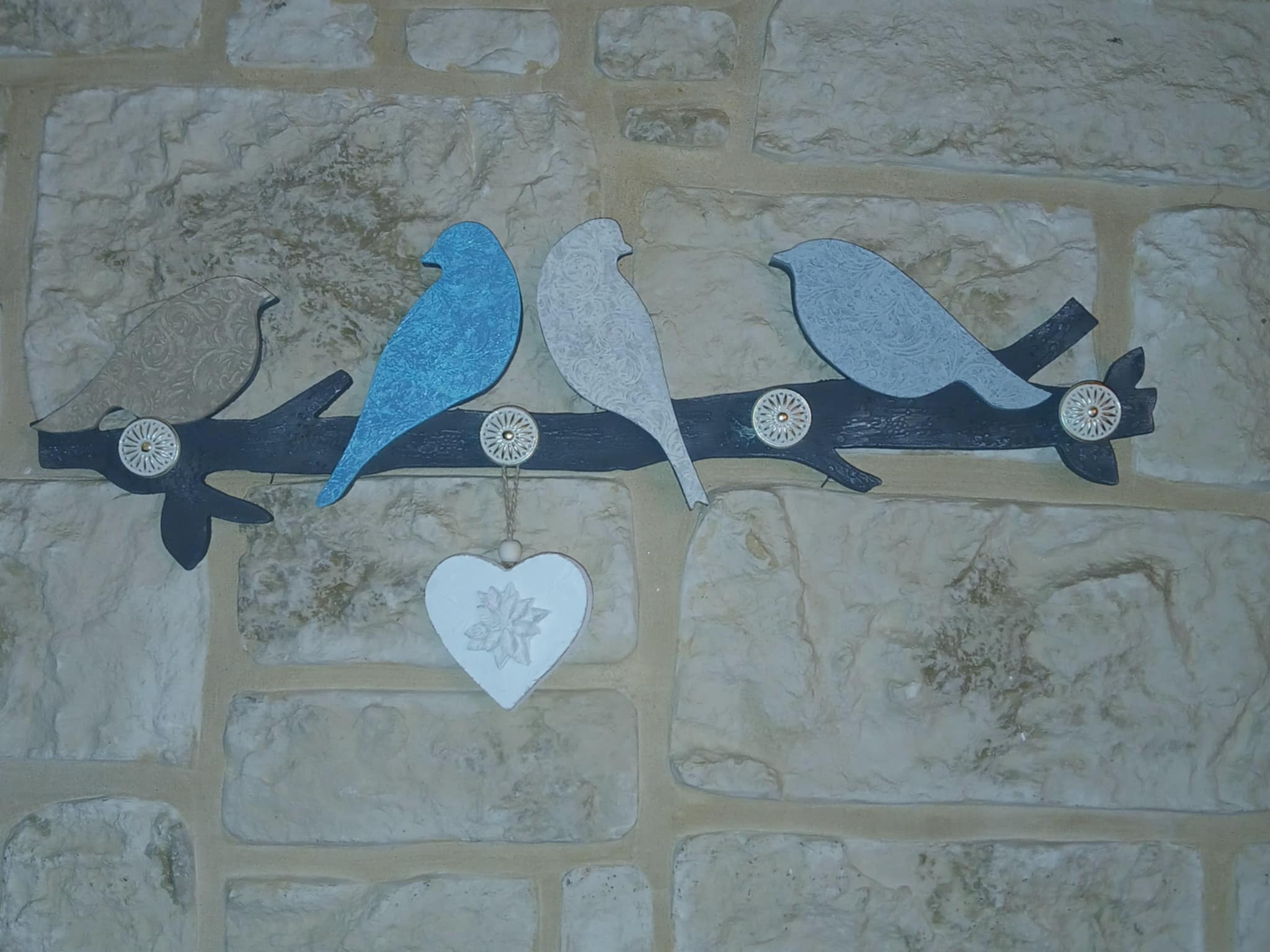 Patère murale artisanale en bois thème oiseaux