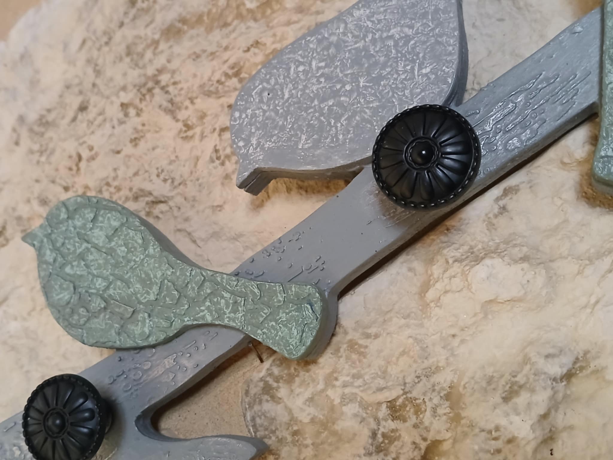 Patère murale artisanale en bois thème oiseaux