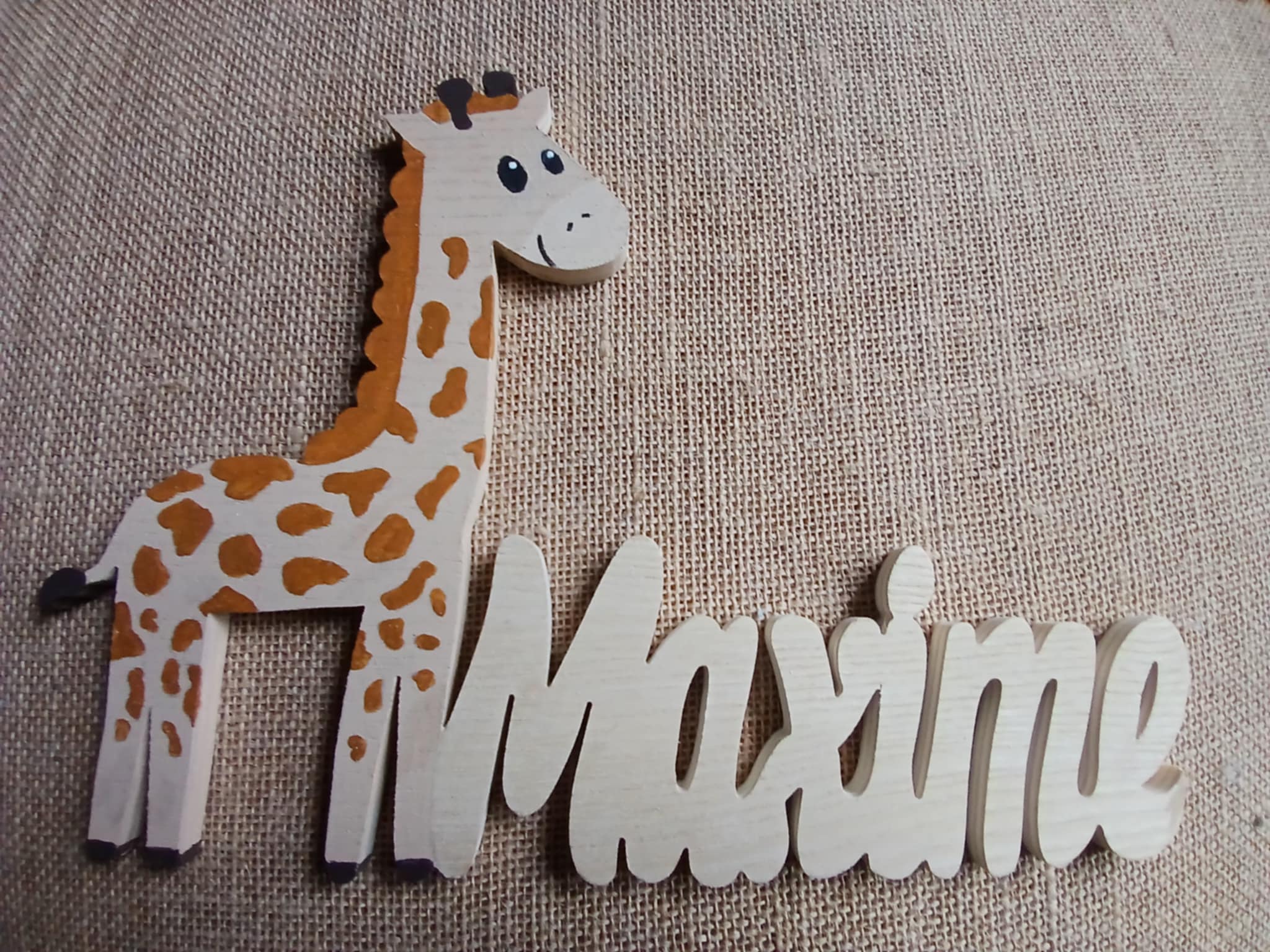 Plaque de porte personnalisée en bois 'Maxime'