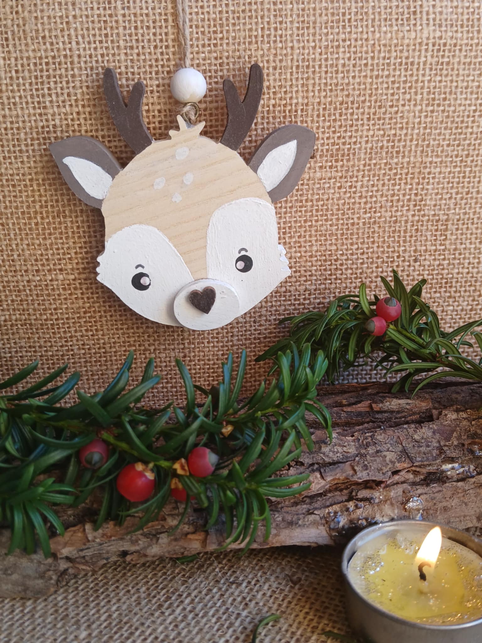 Petit faon - suspension artisanale peint à la main